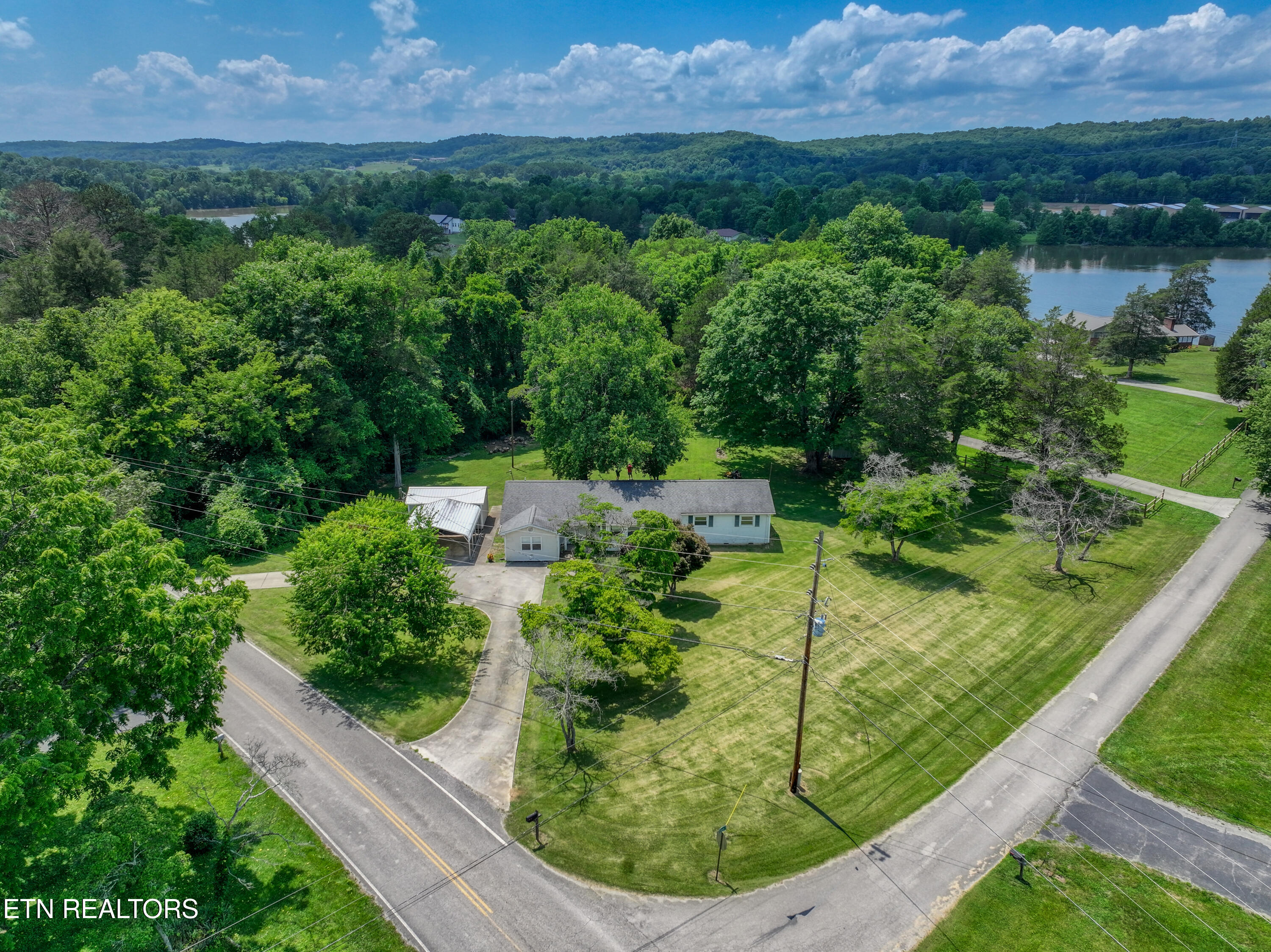 307 Anglers Cove Road Kingston TN 37763