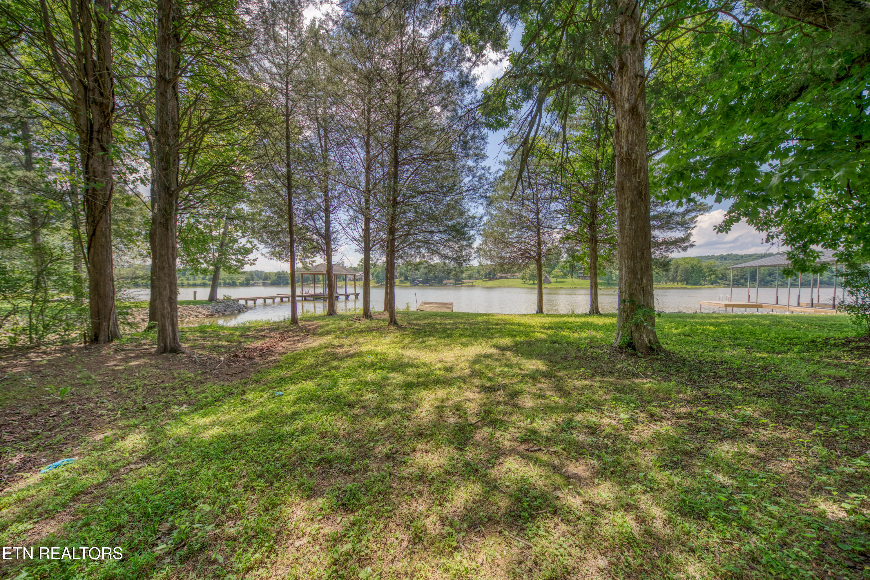 307 Anglers Cove Road Kingston TN 37763