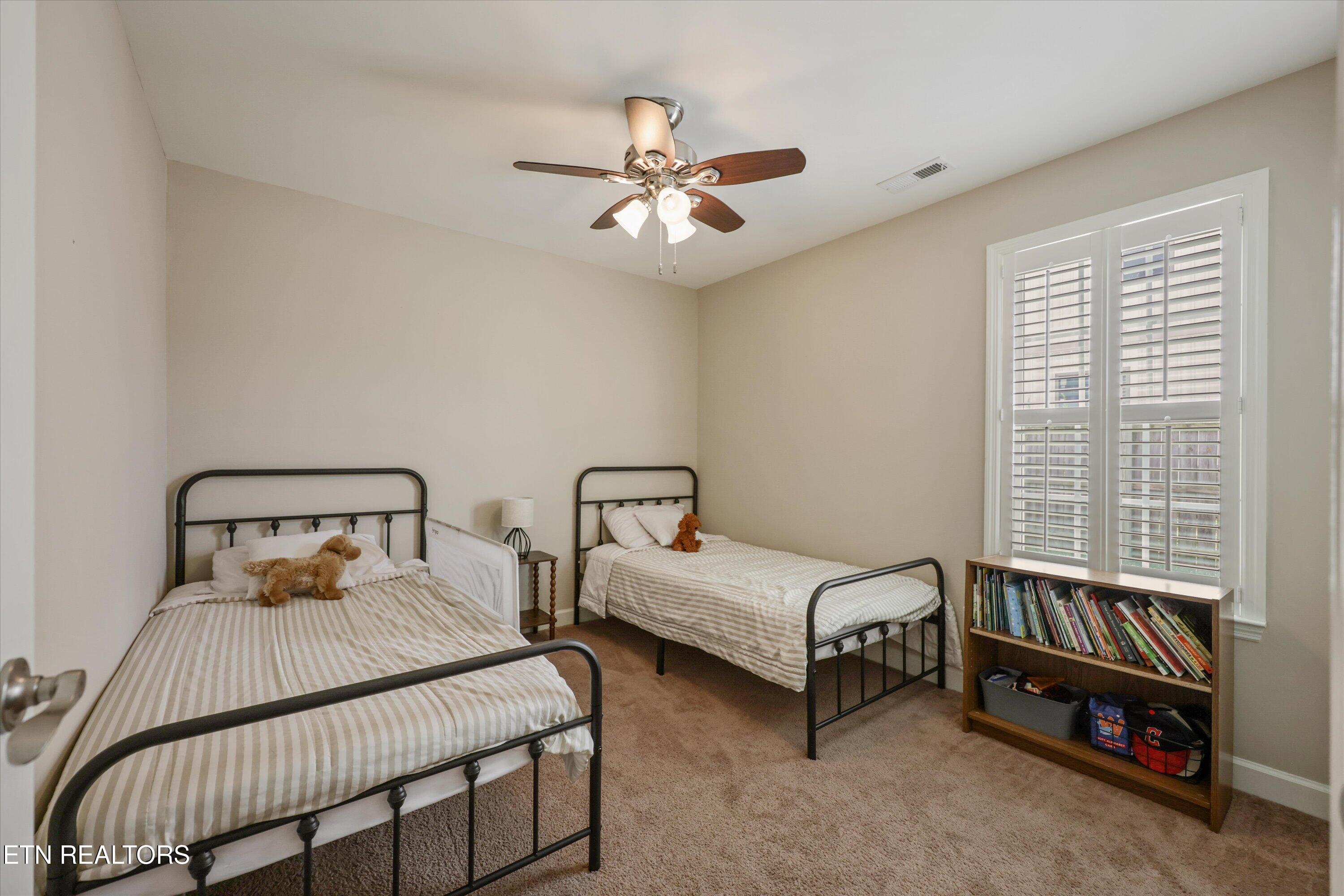 566 Hillside Lane Lenoir City TN 37771