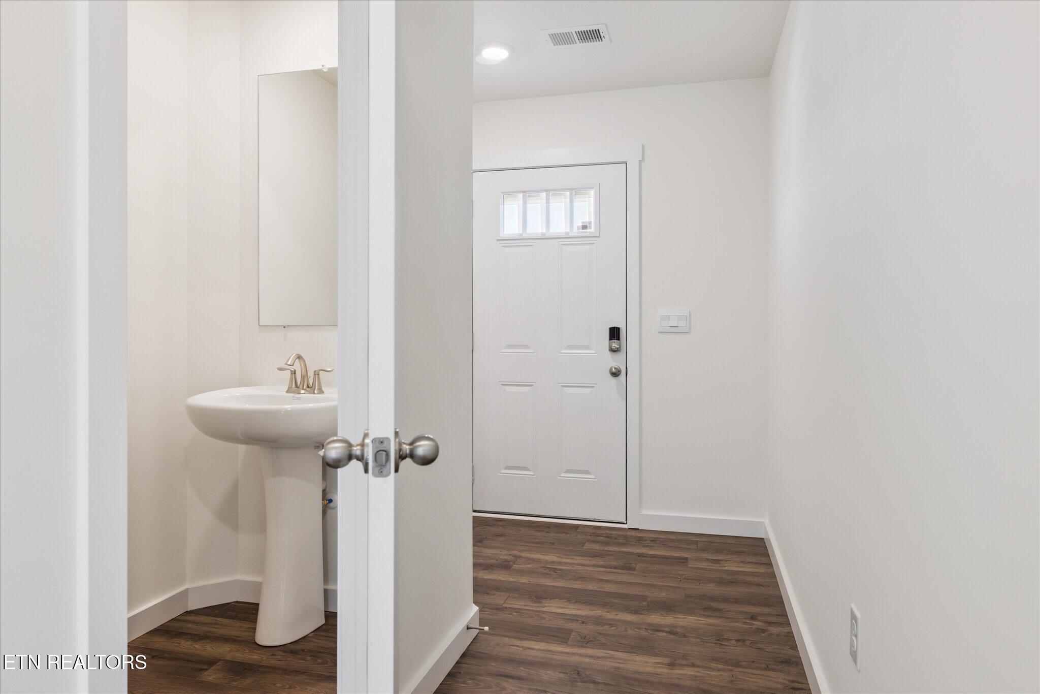 7662 Belhaven Lane Knoxville TN 37918