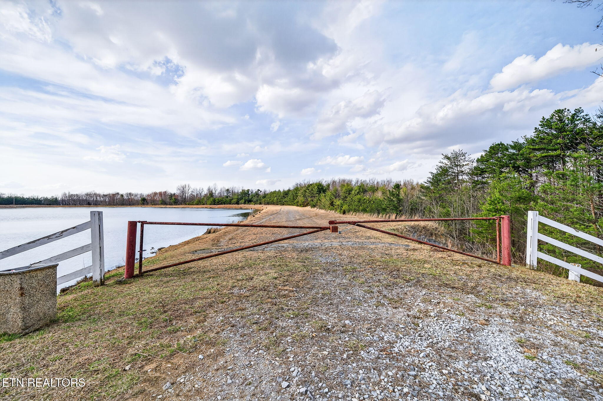 1703 Perimeter Drive Jamestown TN 38556