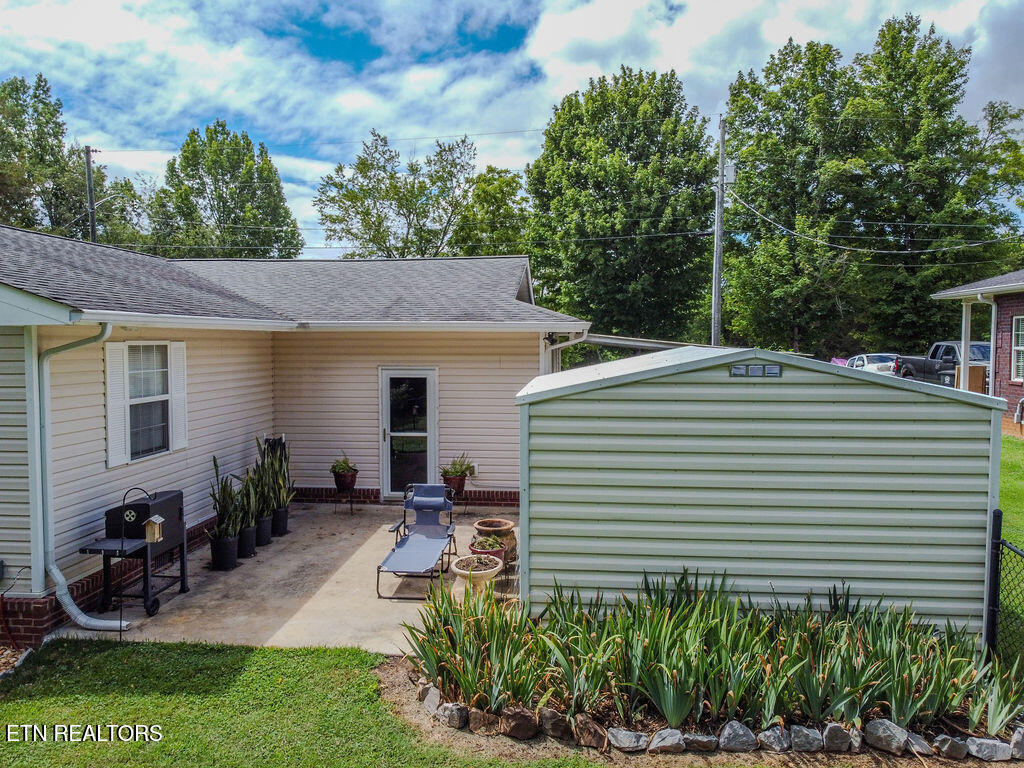 433 Sterling Road Athens TN 37303