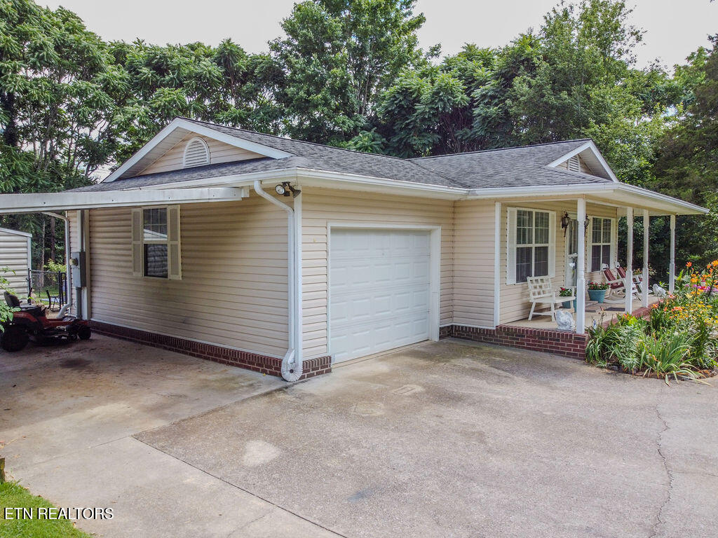 433 Sterling Road Athens TN 37303