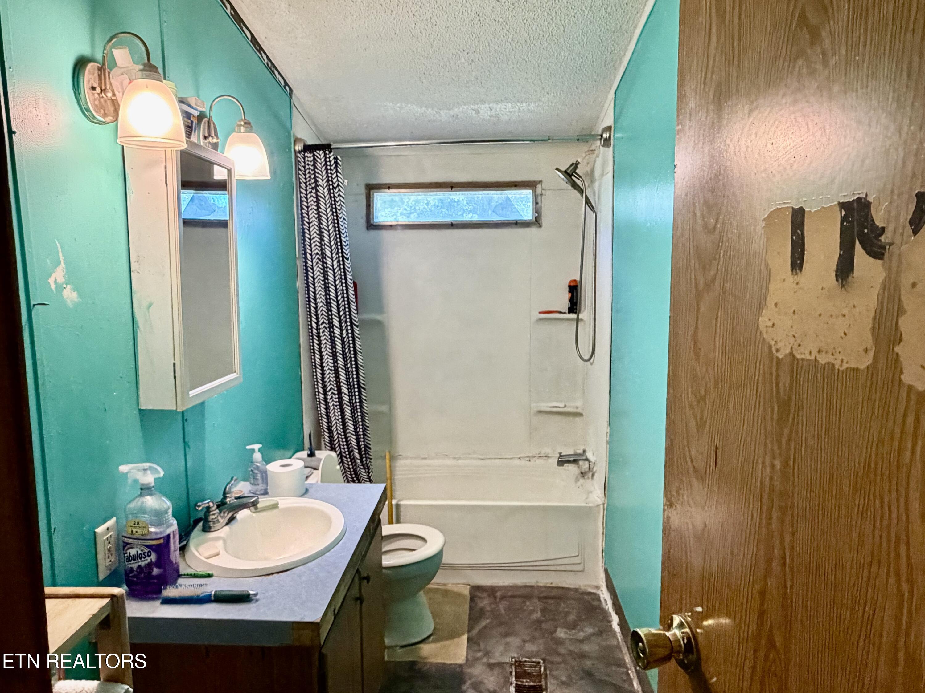 147 County Road 311 Sweetwater TN 37874