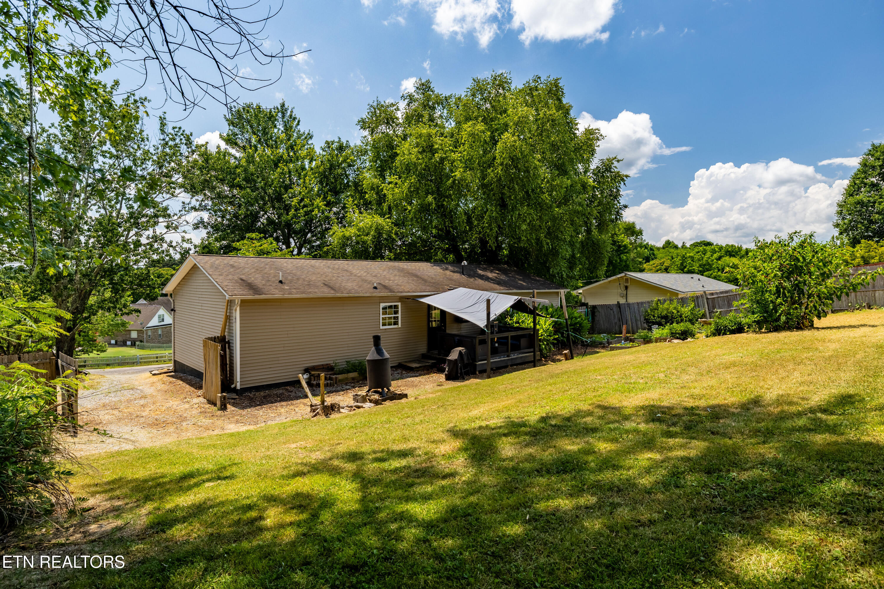 3418 Big Springs Ridge Road Friendsville TN 37737