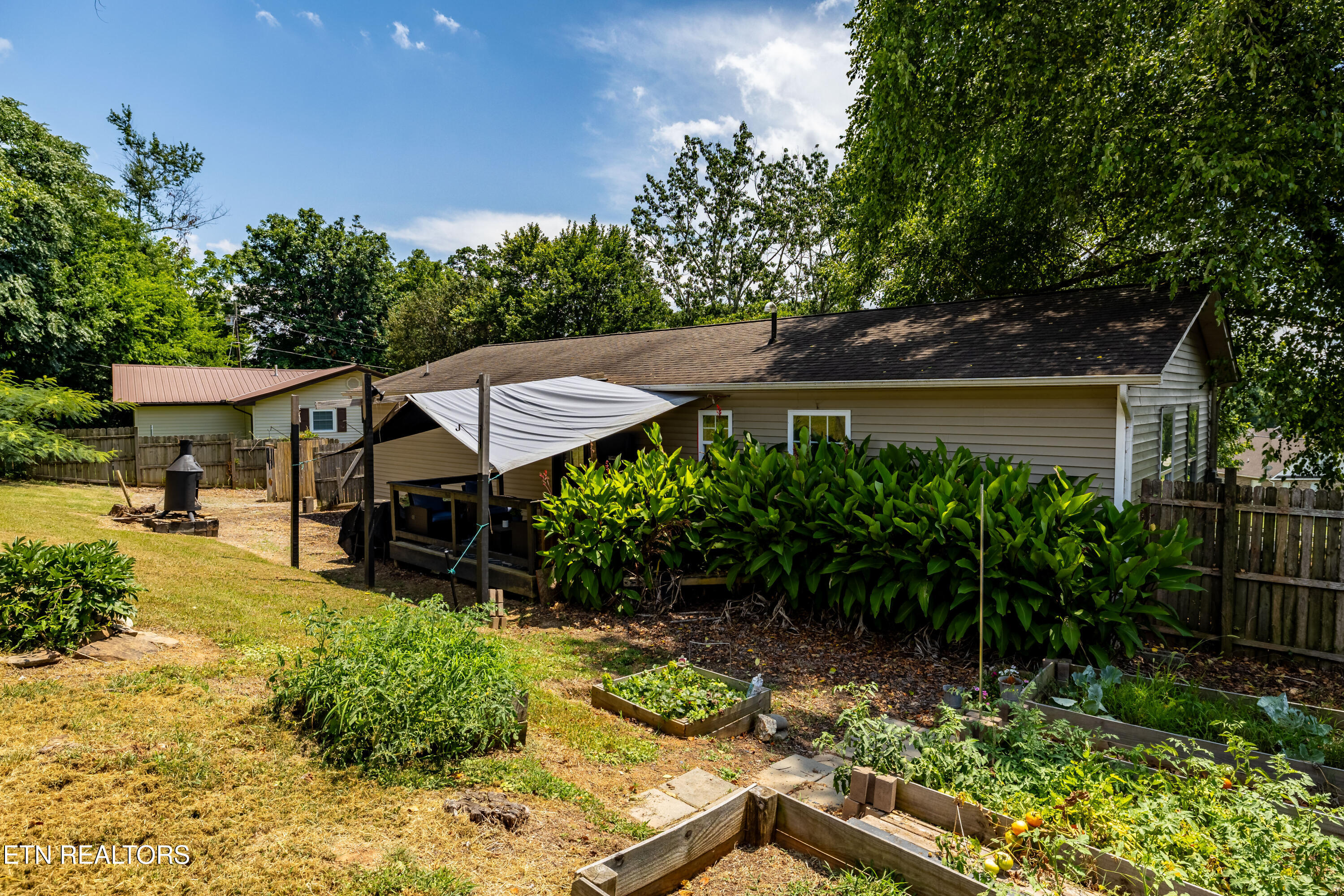 3418 Big Springs Ridge Road Friendsville TN 37737
