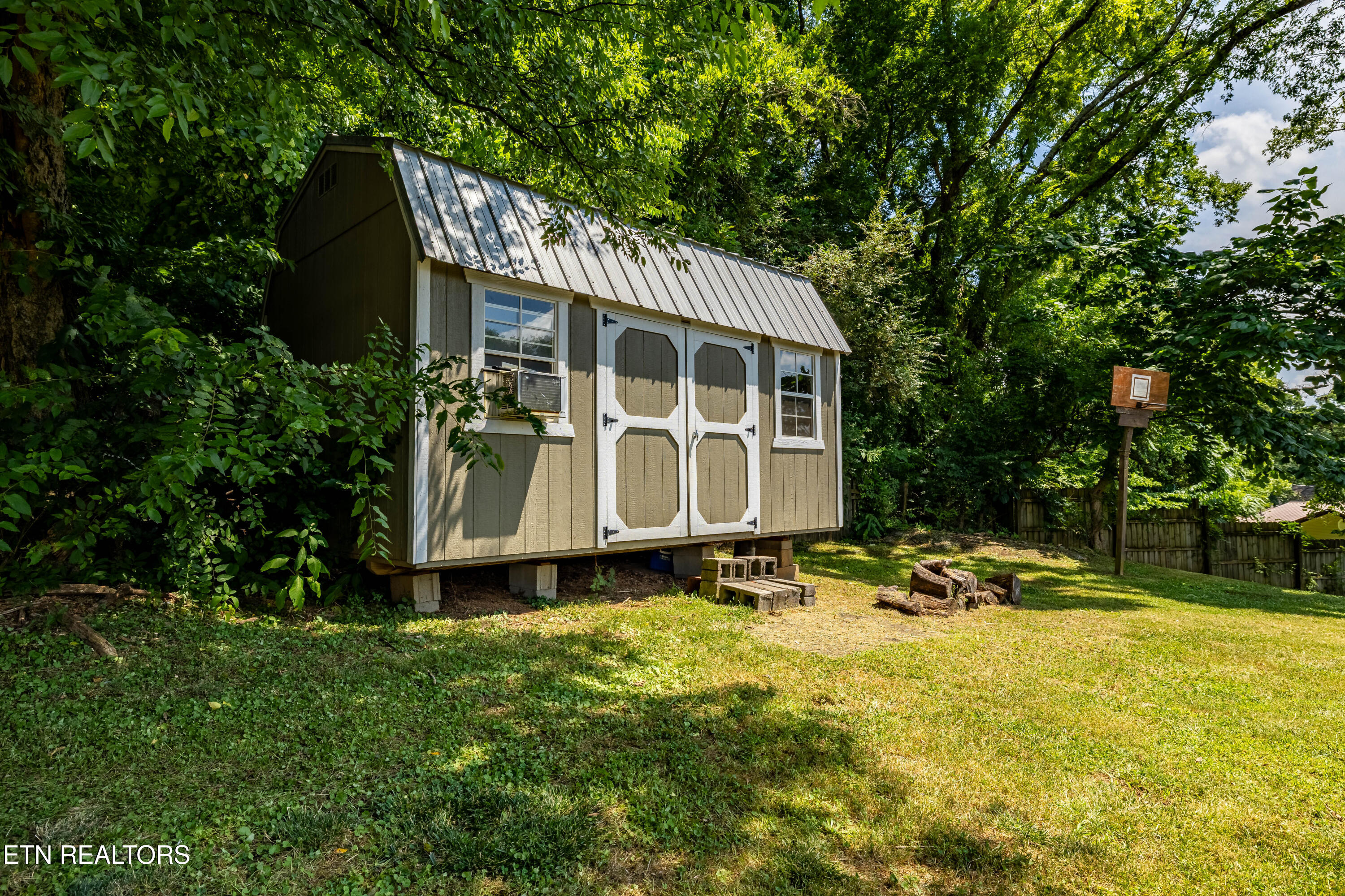 3418 Big Springs Ridge Road Friendsville TN 37737