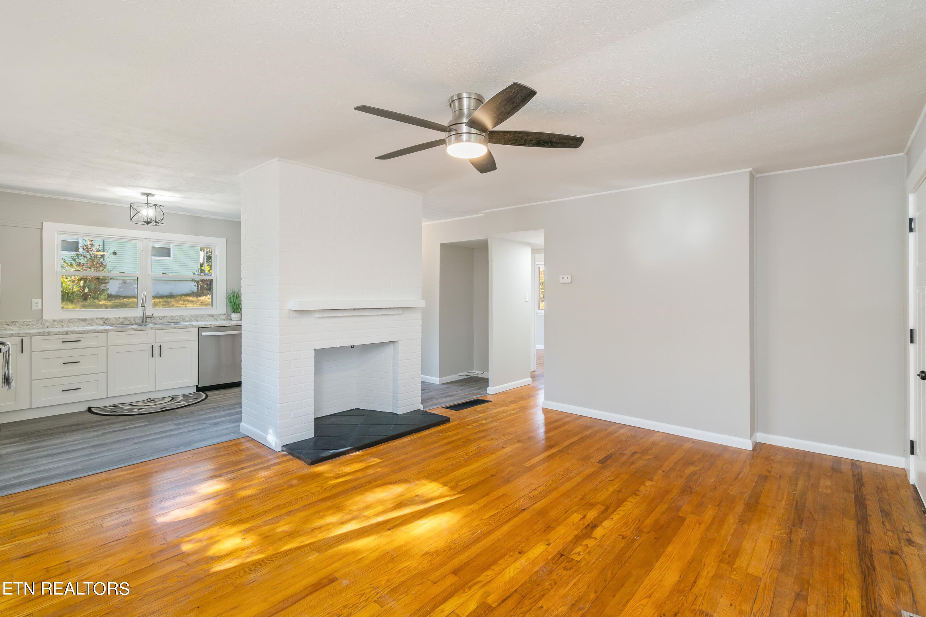 103 Kelvin Lane Oak Ridge TN 37830