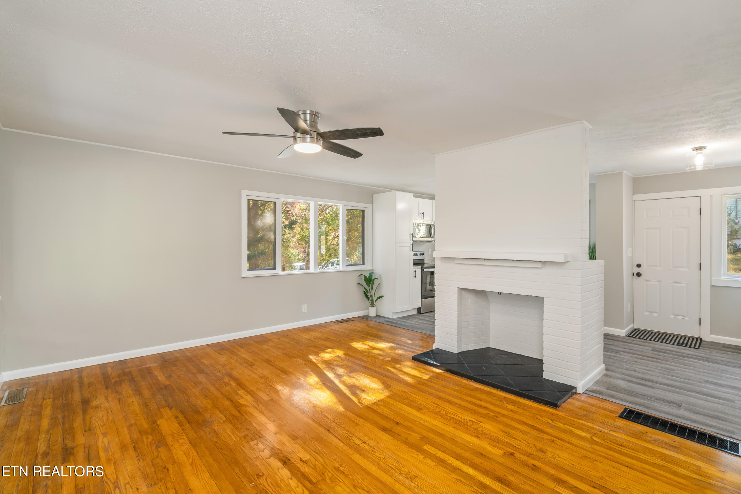 103 Kelvin Lane Oak Ridge TN 37830