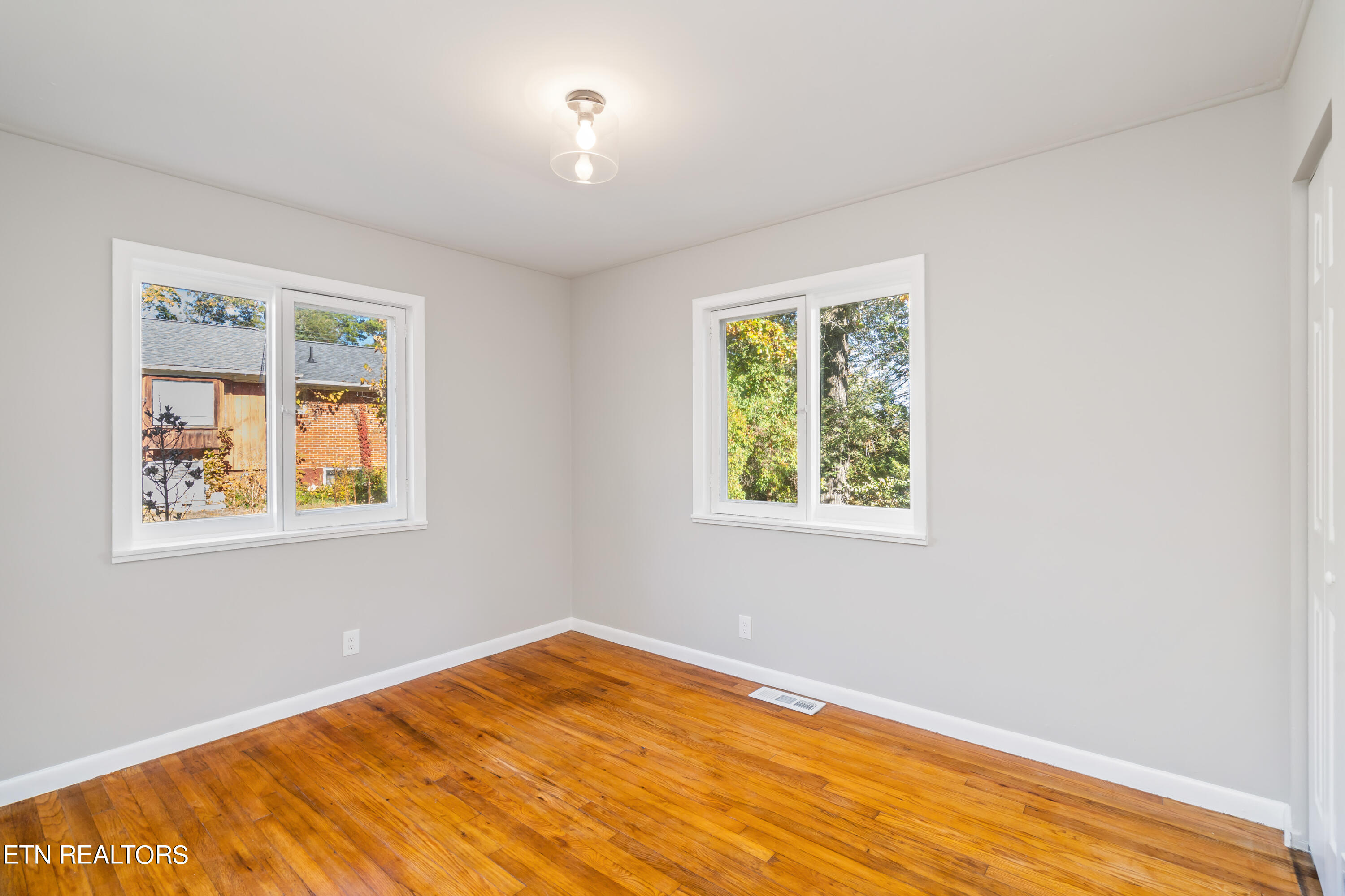 103 Kelvin Lane Oak Ridge TN 37830