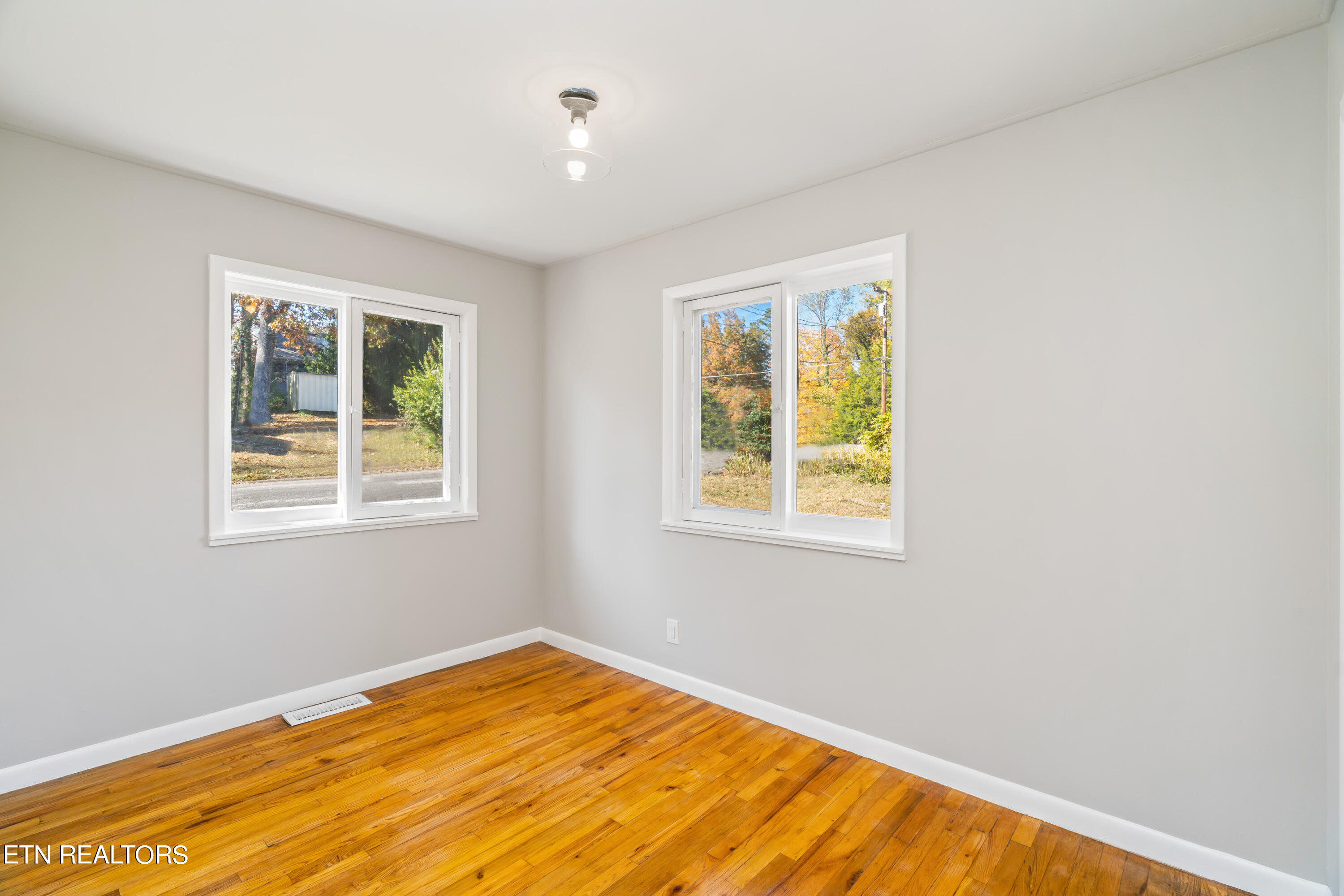 103 Kelvin Lane Oak Ridge TN 37830