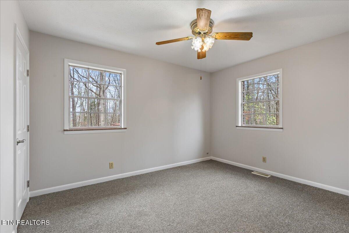 861 Forest Heights Circle Lenoir City TN 37772