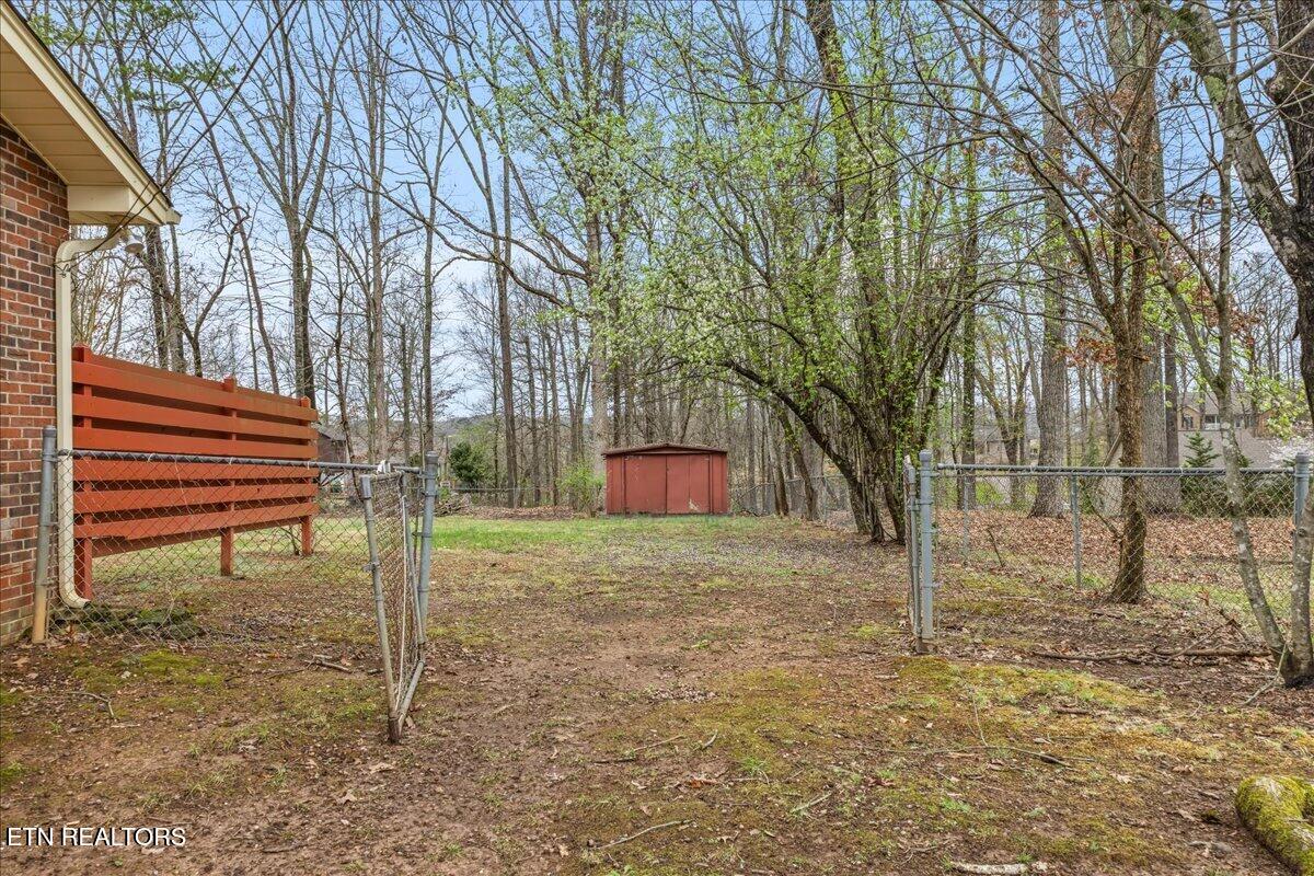 861 Forest Heights Circle Lenoir City TN 37772