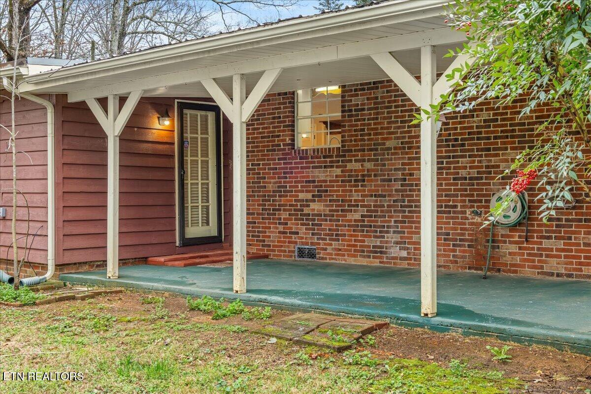 861 Forest Heights Circle Lenoir City TN 37772