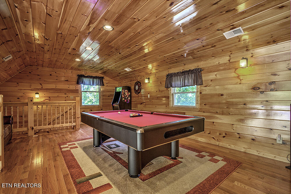 1742 Pulaski Lane Sevierville TN 37862