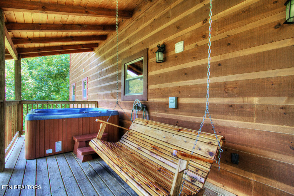 1742 Pulaski Lane Sevierville TN 37862