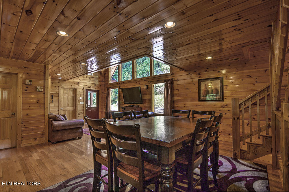 1742 Pulaski Lane Sevierville TN 37862