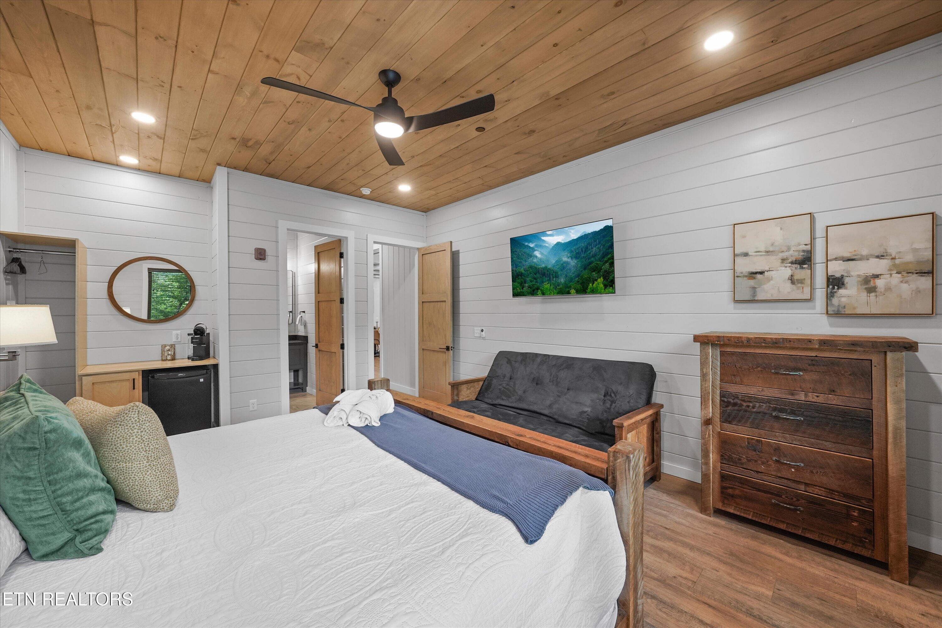 3411 Pebble Stone Way Pigeon Forge TN 37863