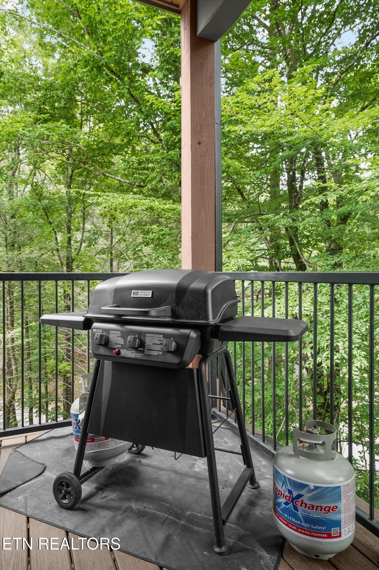 3411 Pebble Stone Way Pigeon Forge TN 37863