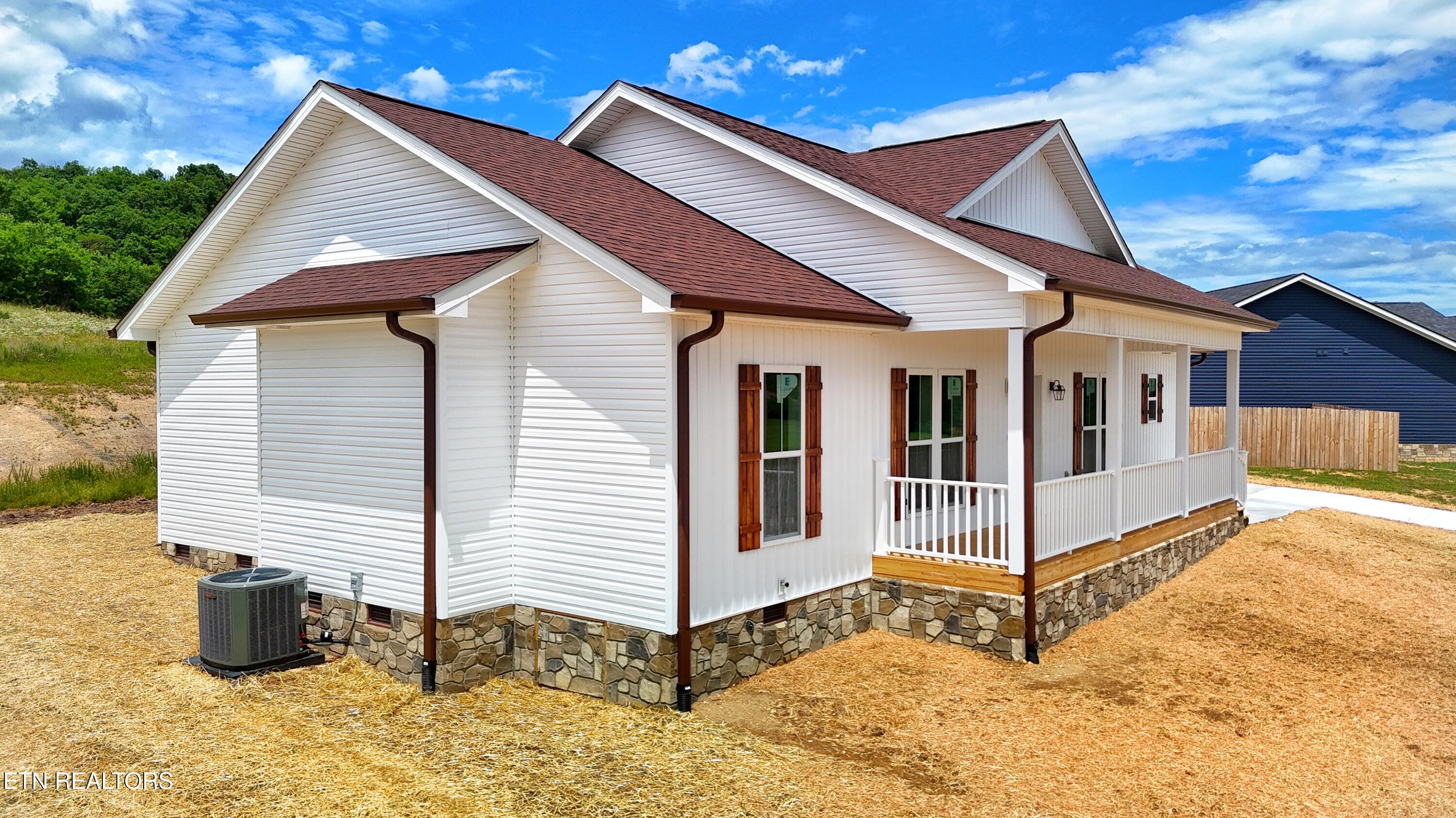 212 Splendor Way Parrottsville TN 37843