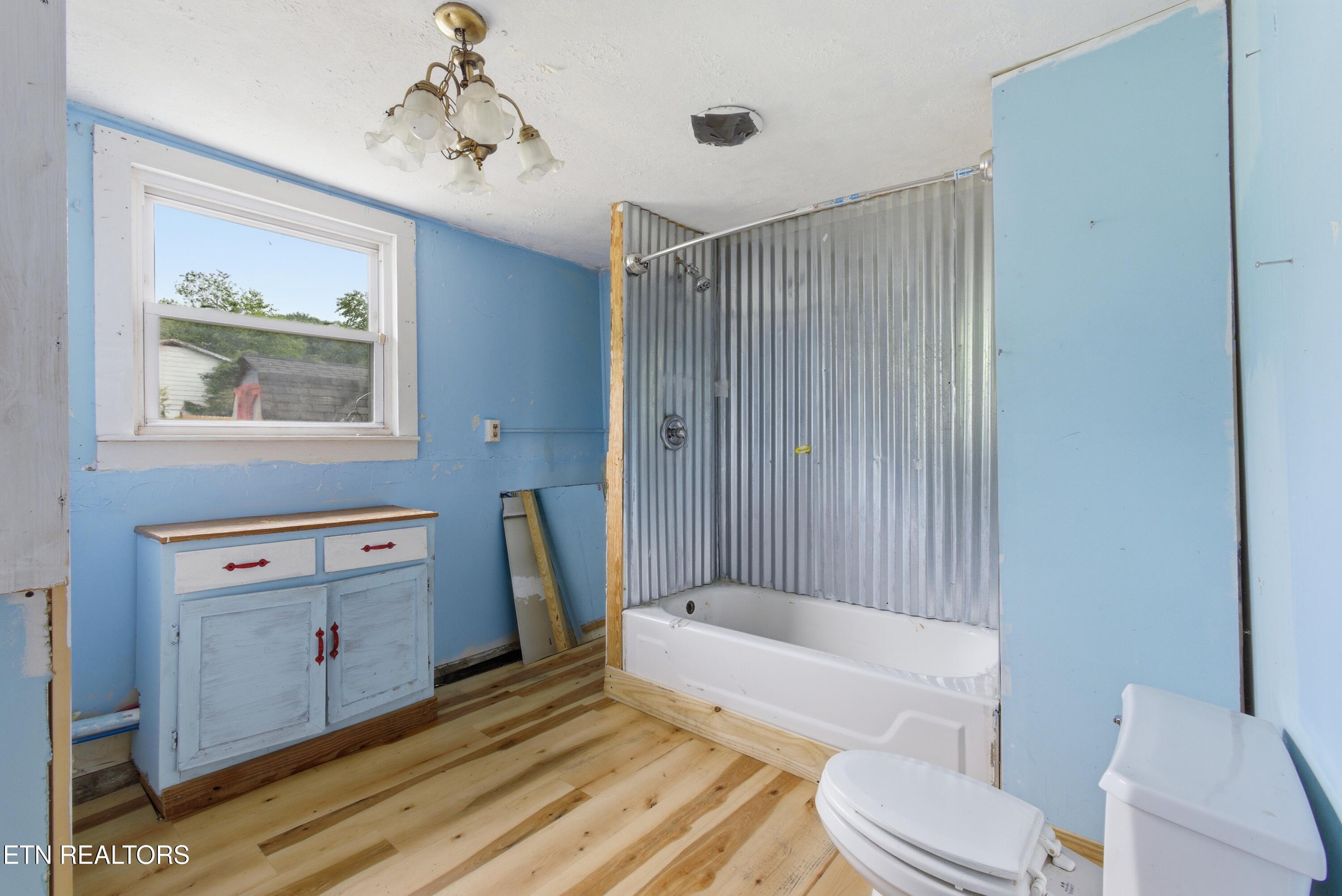315 S Front Avenue Rockwood TN 37854