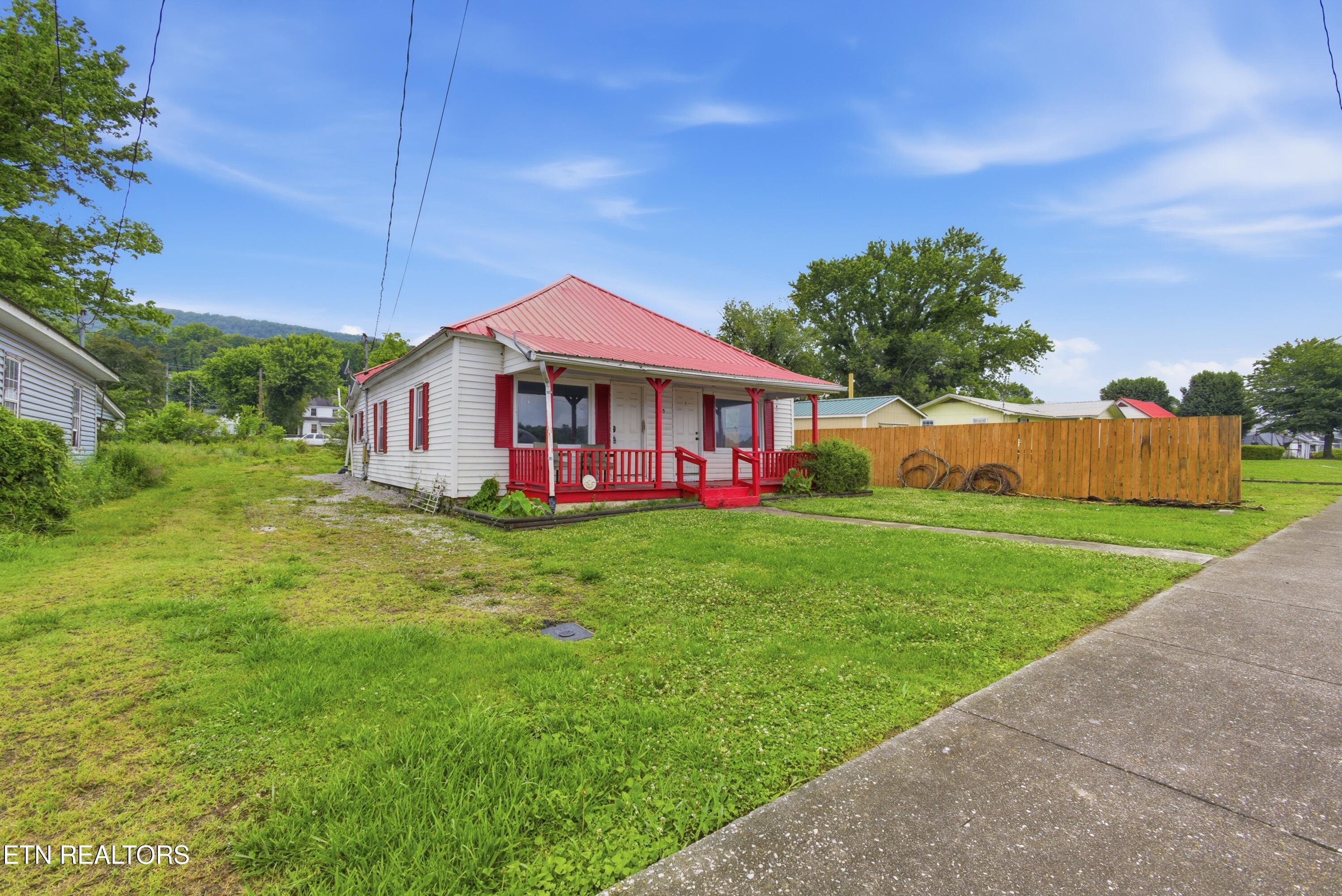 315 S Front Avenue Rockwood TN 37854