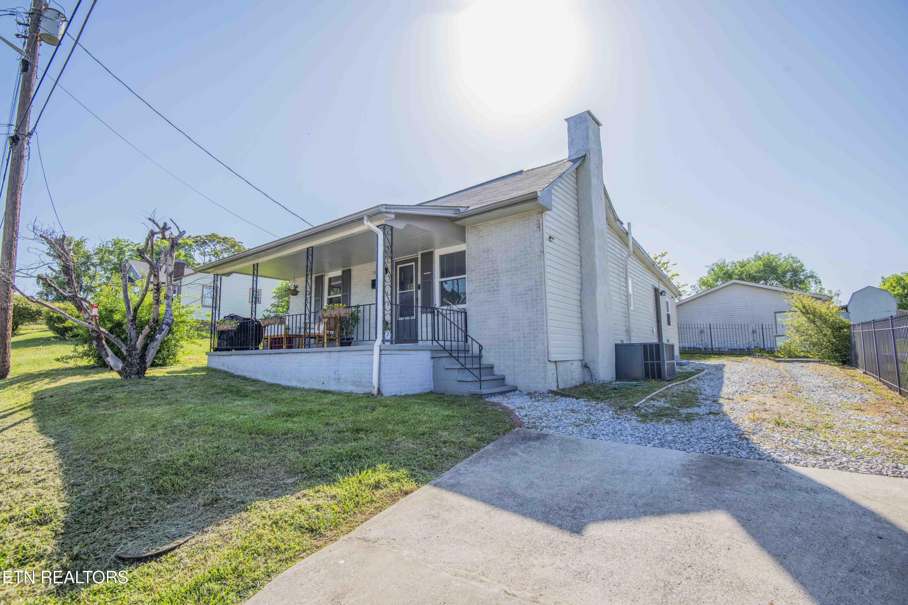 1512 Pickett Avenue Knoxville TN 37921