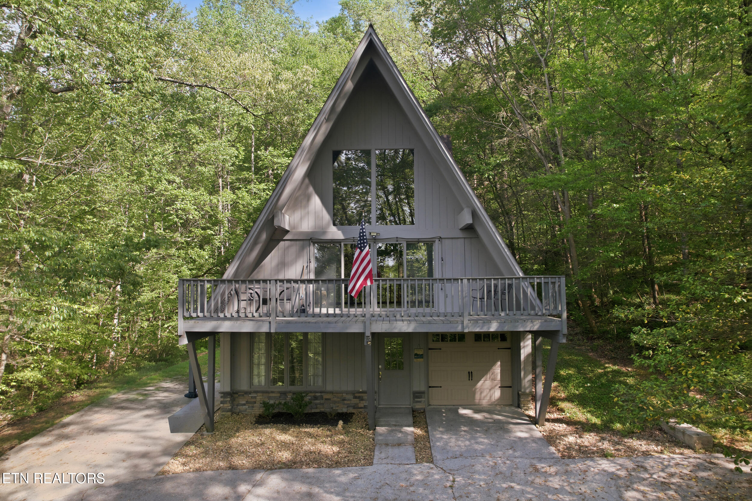 313 Domar Drive Townsend TN 37882