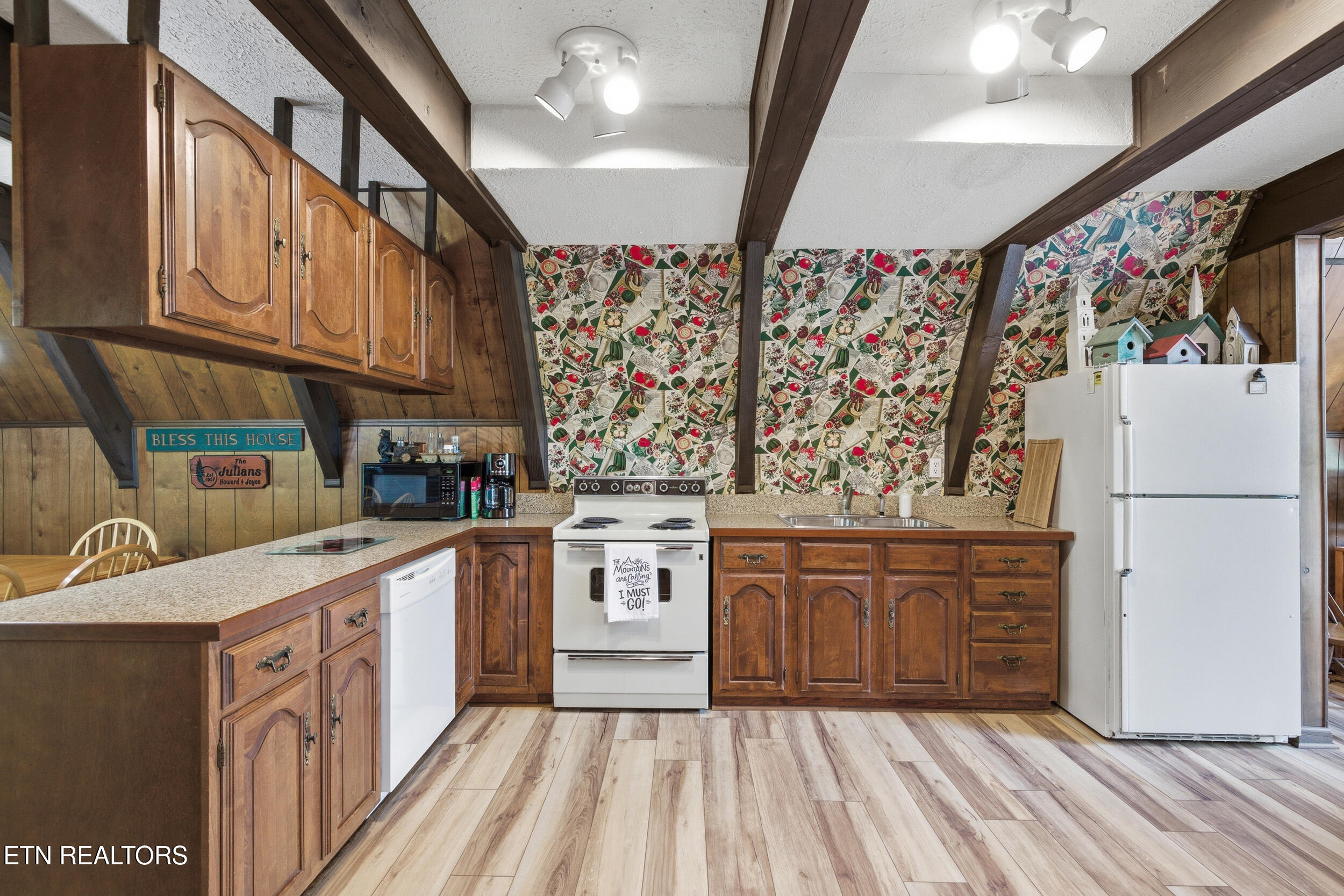 313 Domar Drive Townsend TN 37882
