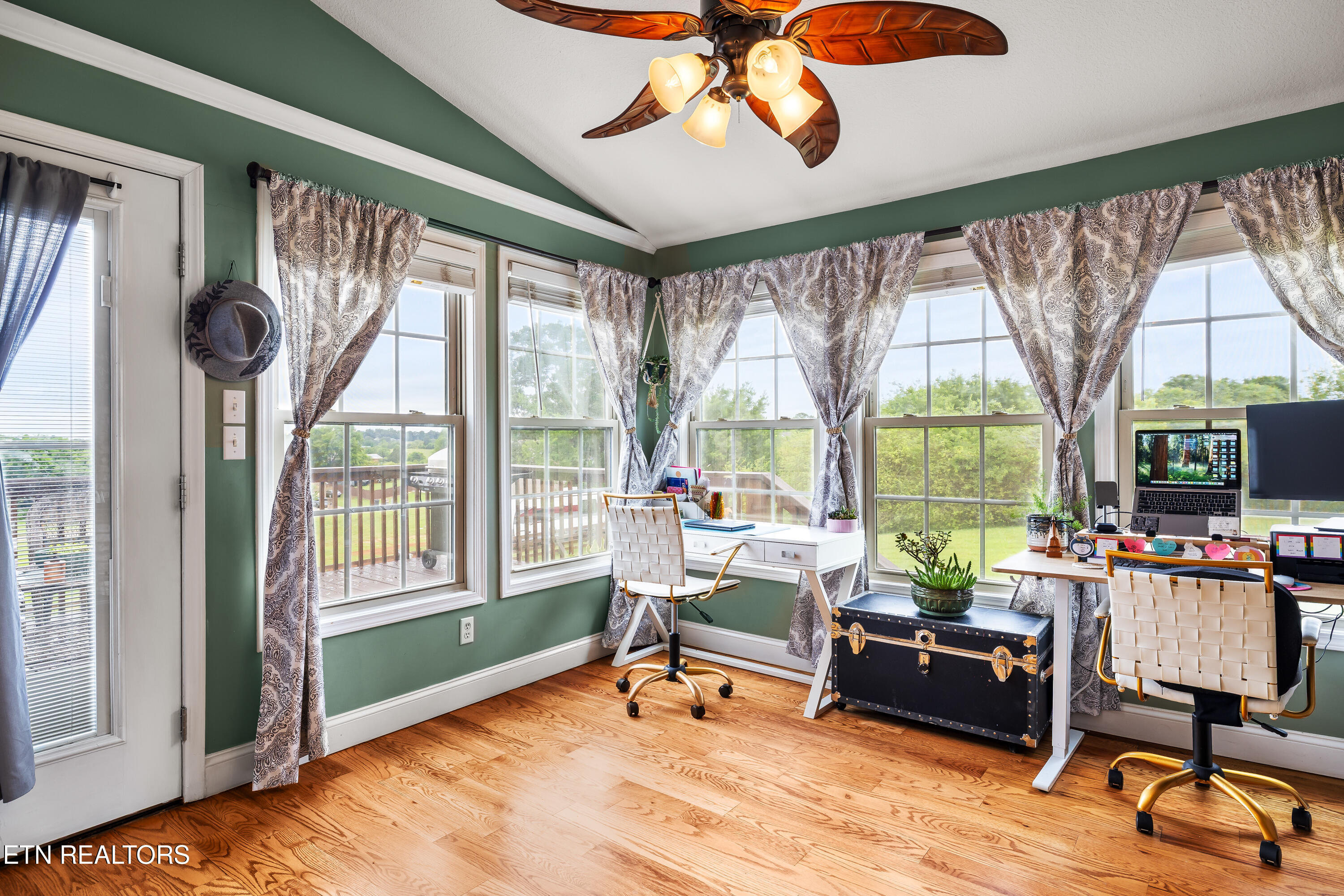 1518 Caleb Trail Greenback TN 37742