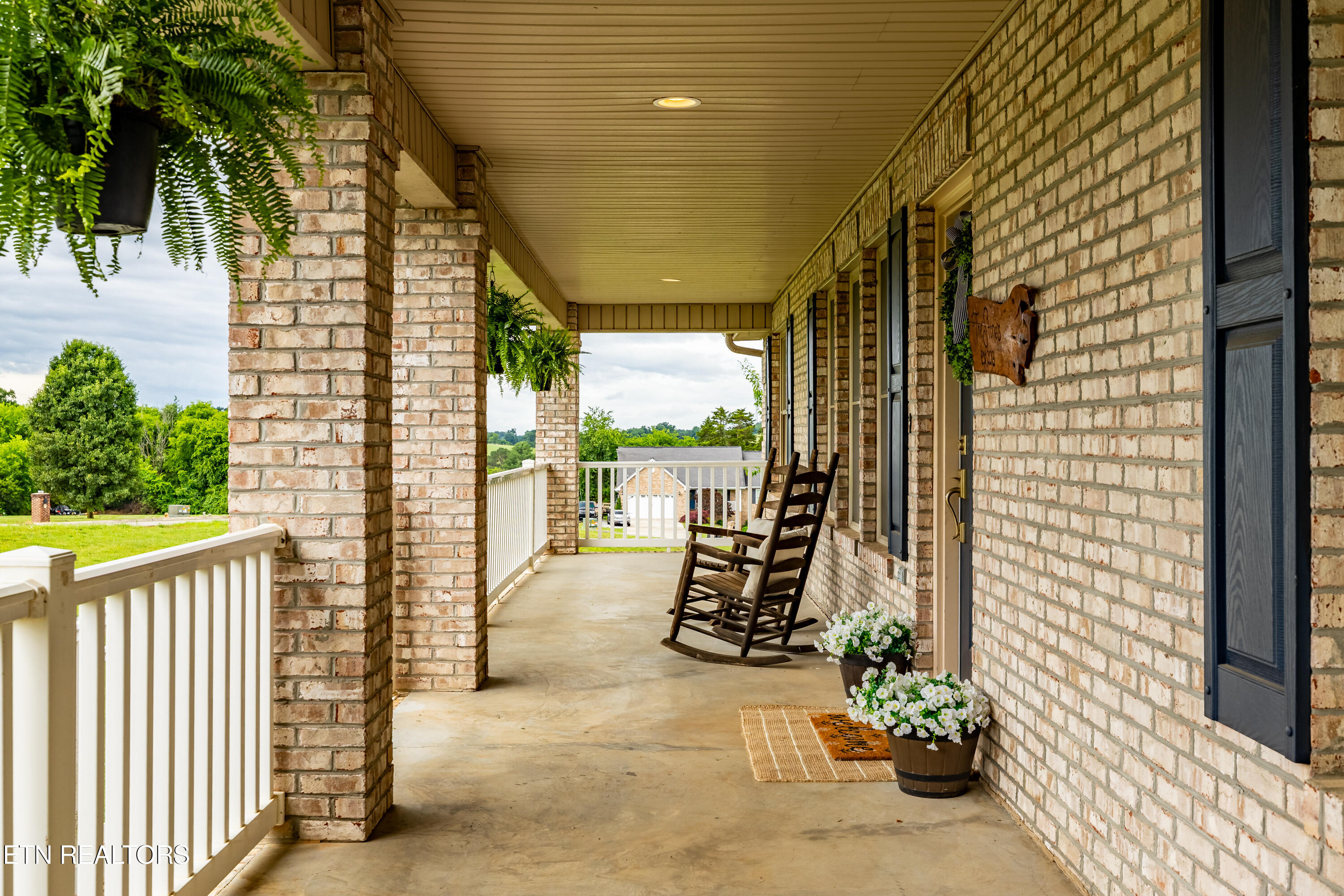 1518 Caleb Trail Greenback TN 37742