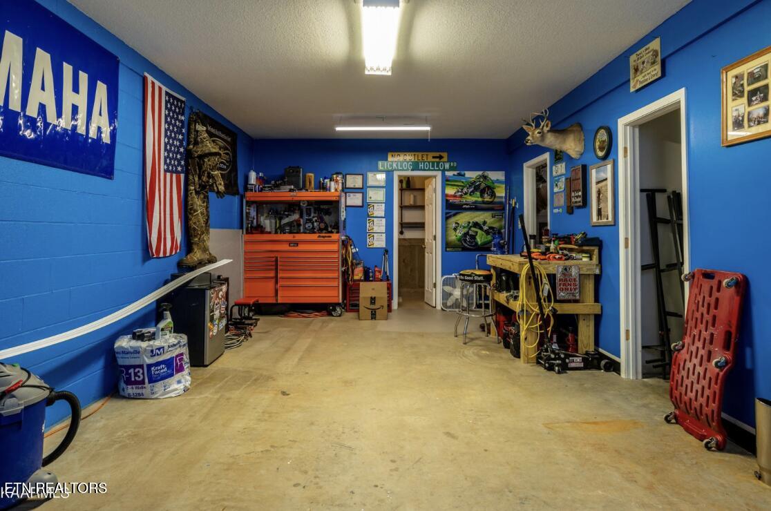 1518 Caleb Trail Greenback TN 37742