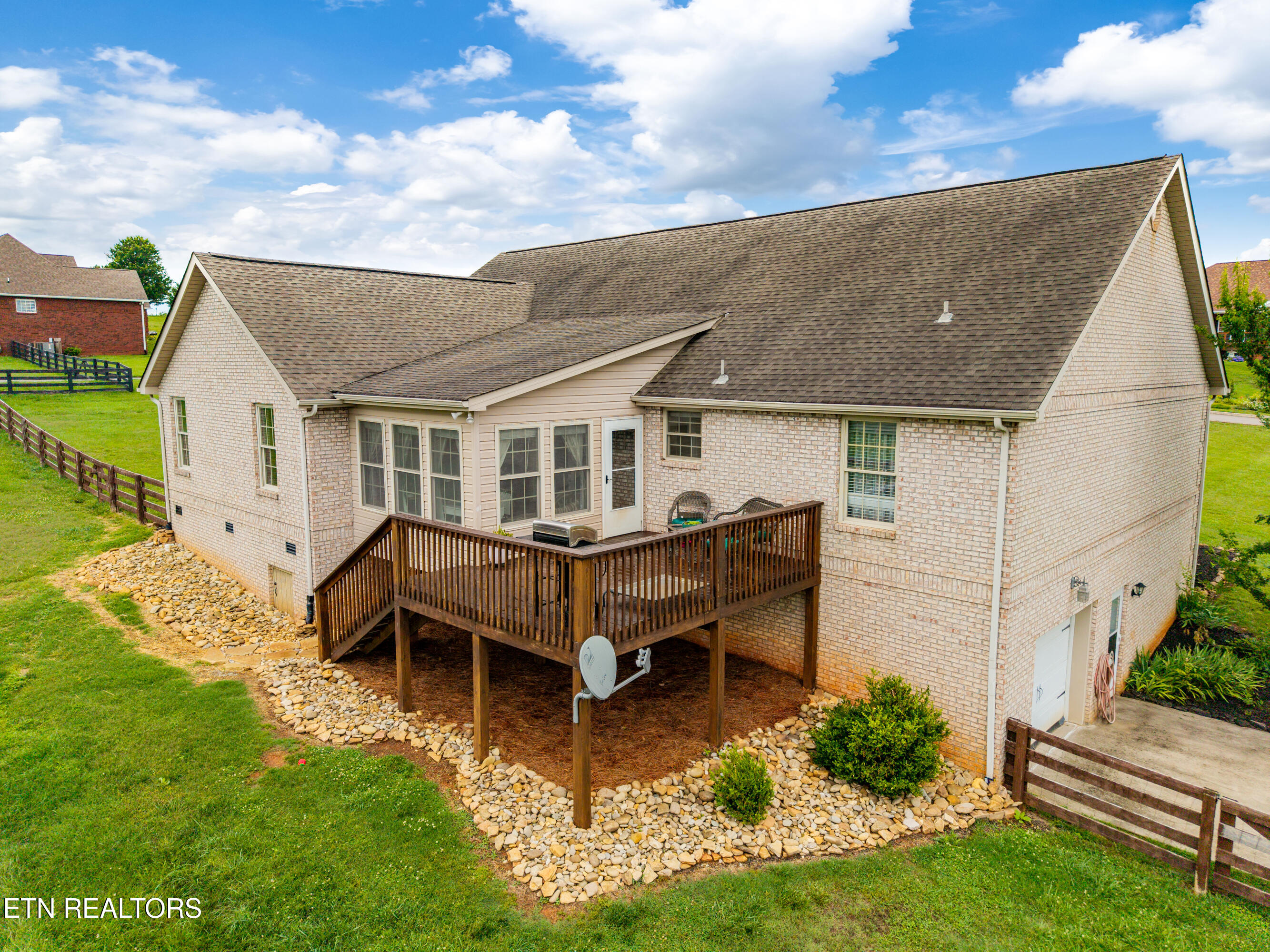 1518 Caleb Trail Greenback TN 37742