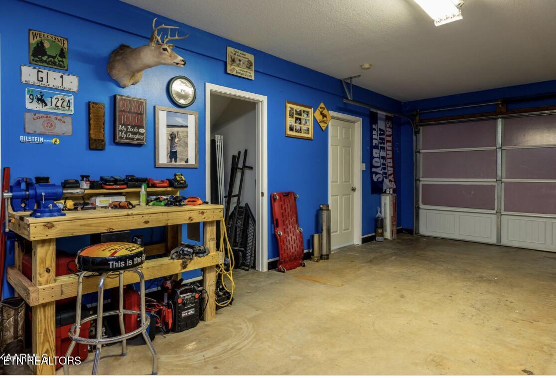 1518 Caleb Trail Greenback TN 37742