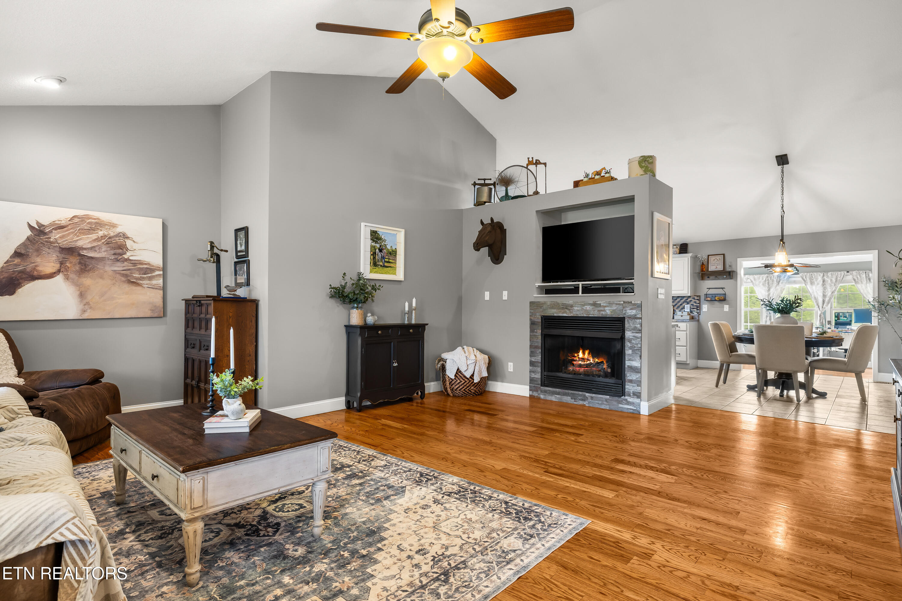1518 Caleb Trail Greenback TN 37742