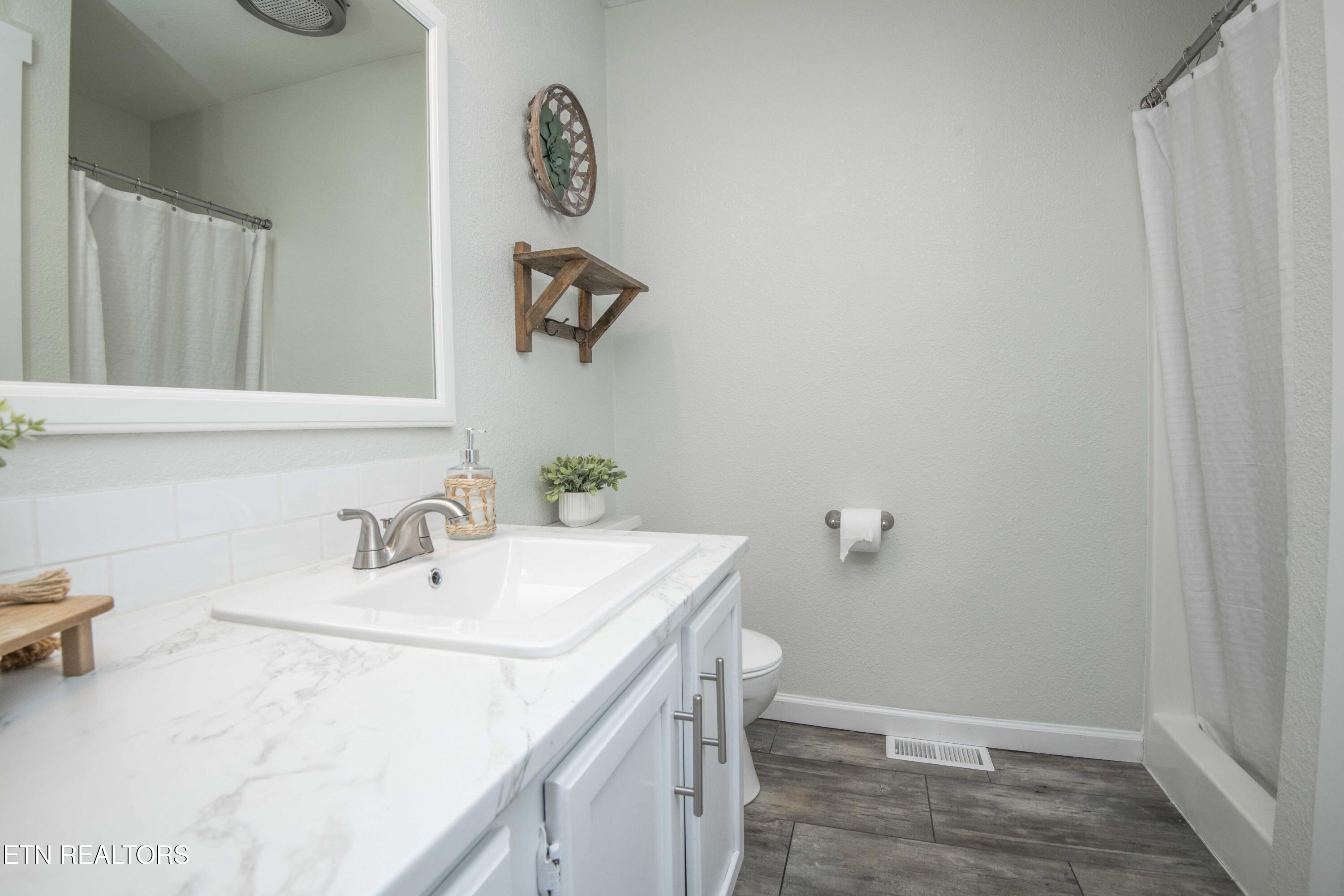 150 Watson Trace Madisonville TN 37354