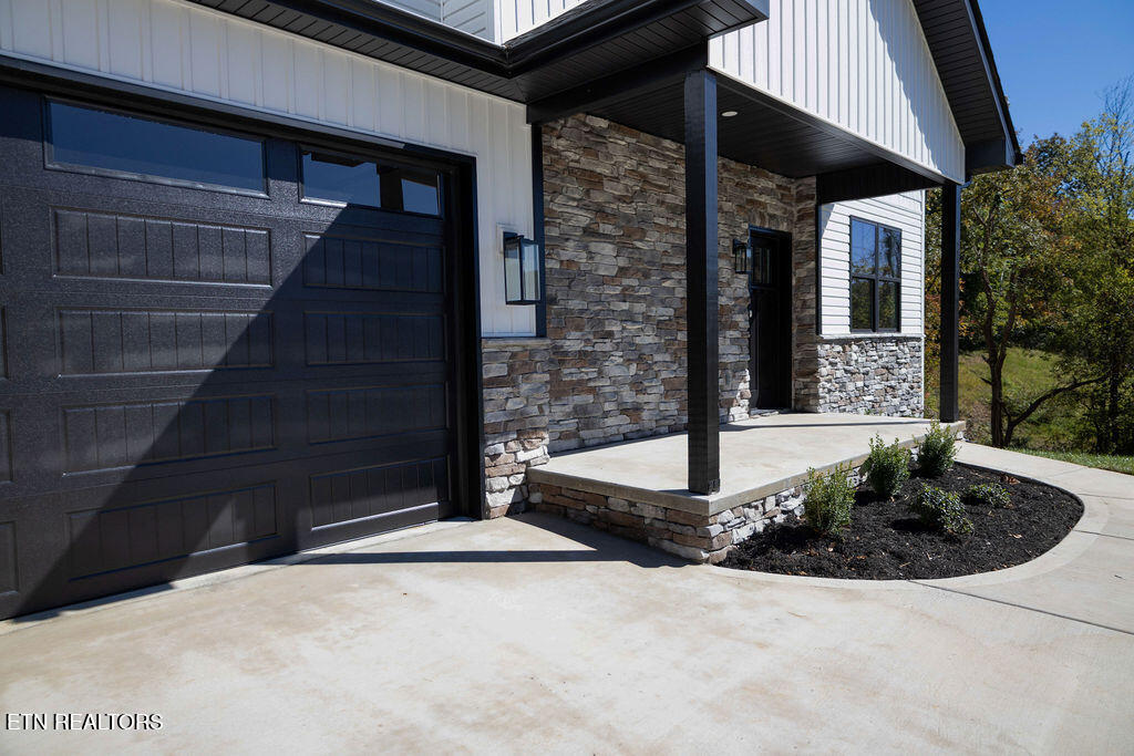 2200 Lulu Lizzy Lane Knoxville TN 37932
