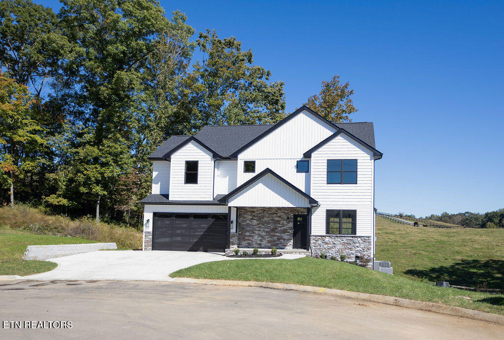 2200 Lulu Lizzy Lane Knoxville TN 37932