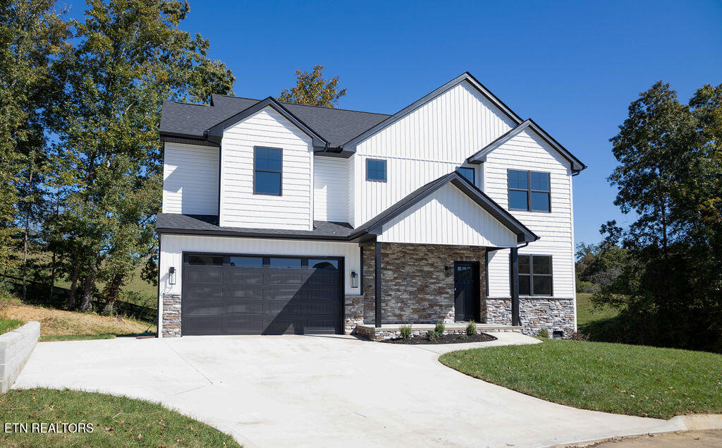 2200 Lulu Lizzy Lane Knoxville TN 37932