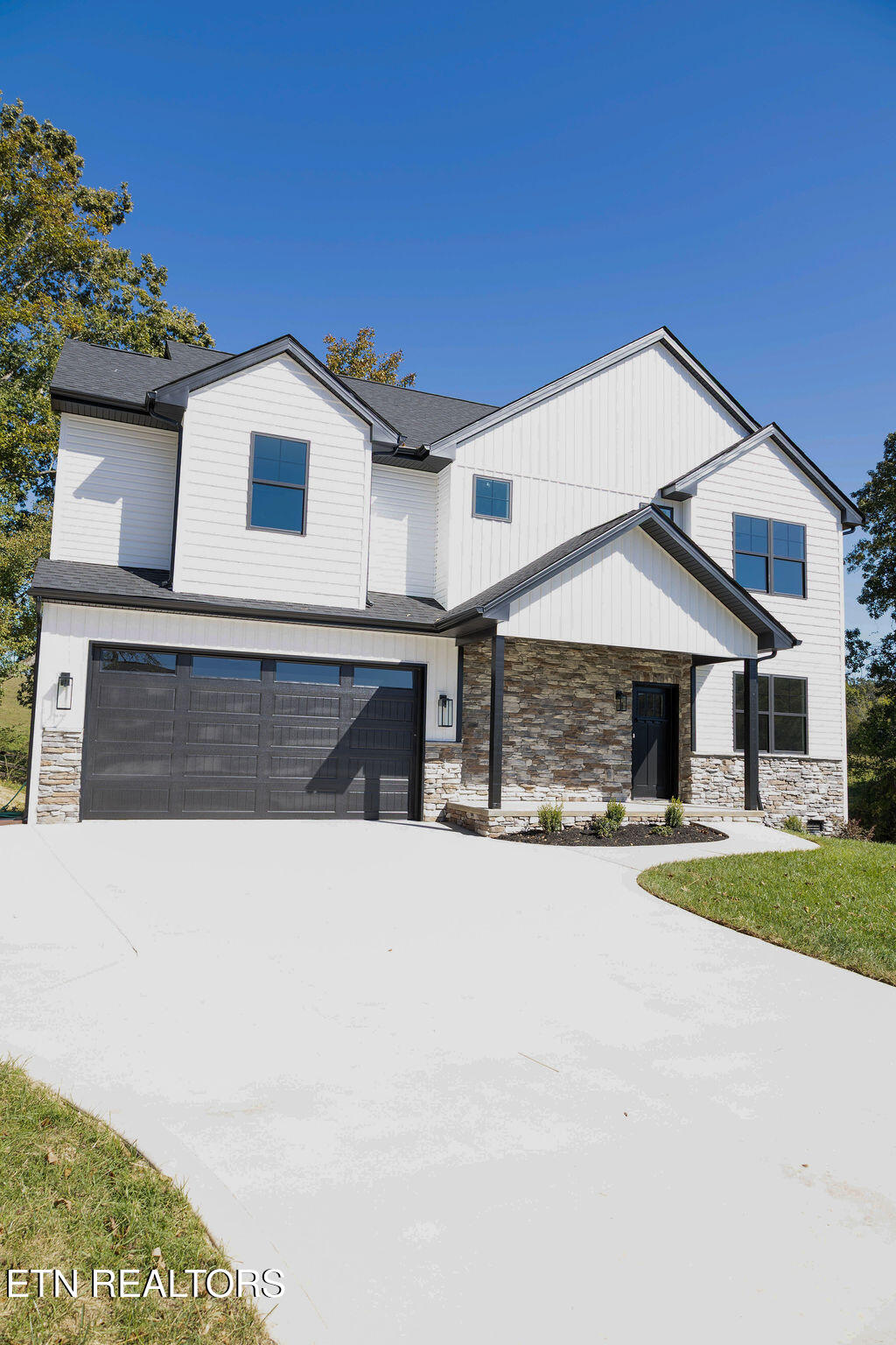 2200 Lulu Lizzy Lane Knoxville TN 37932
