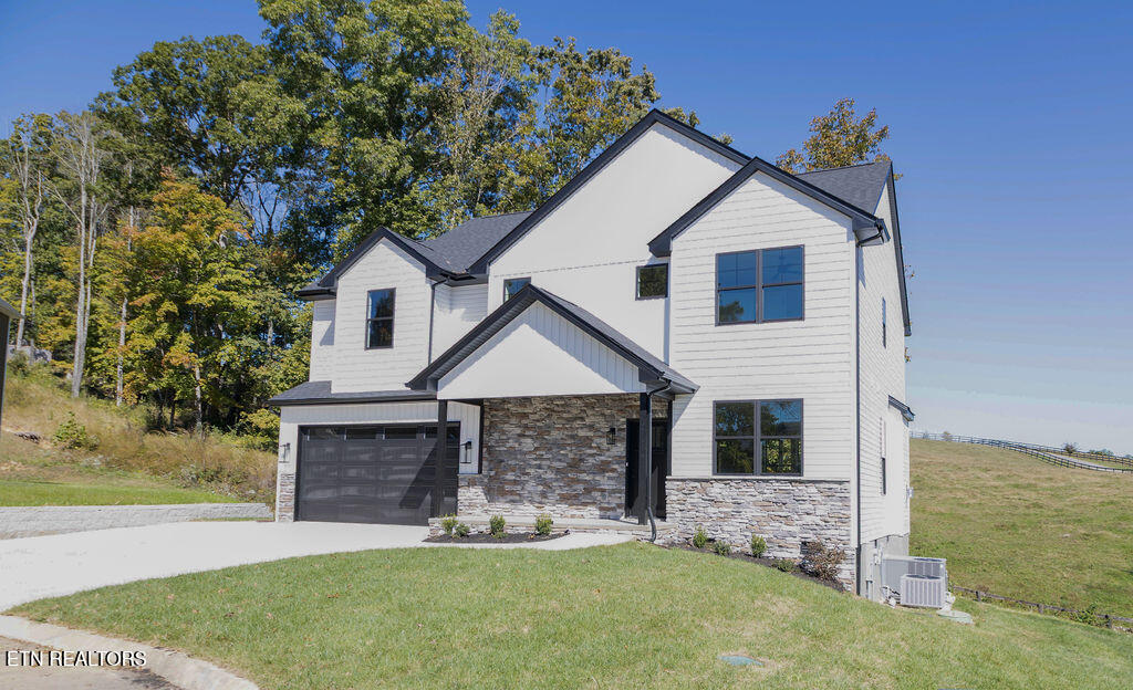 2200 Lulu Lizzy Lane Knoxville TN 37932