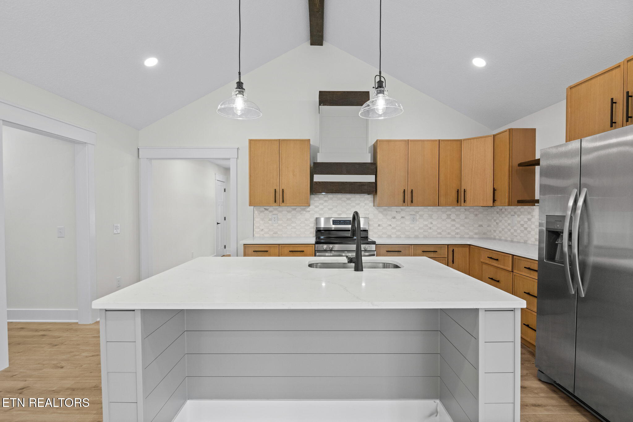 2551 Hinds Creek Road Heiskell TN 37754