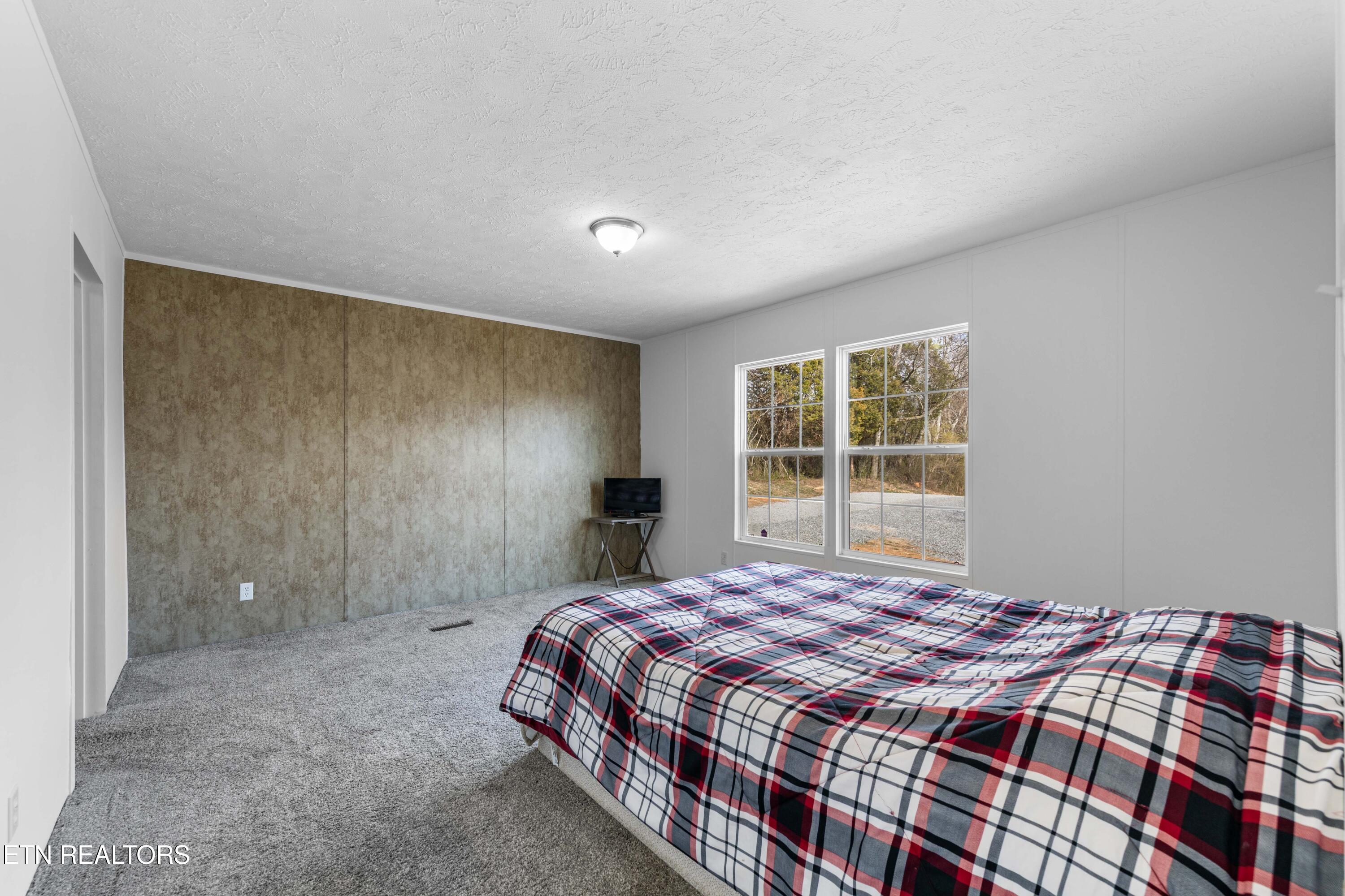 523 N Point Road Sweetwater TN 37874