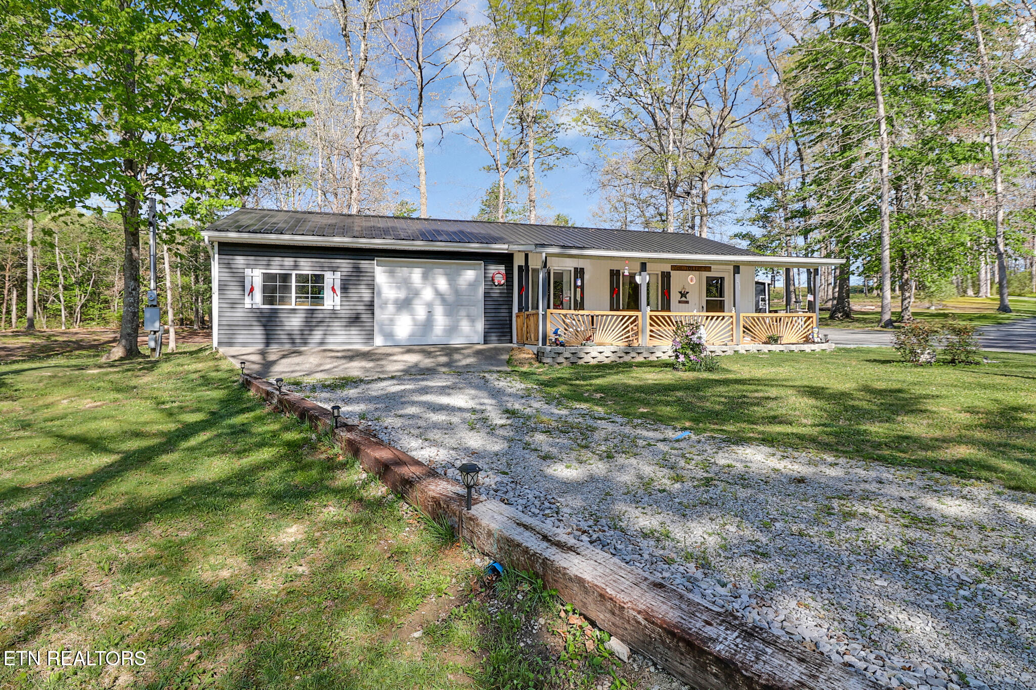 411 Trimmer Lane Jamestown TN 38556