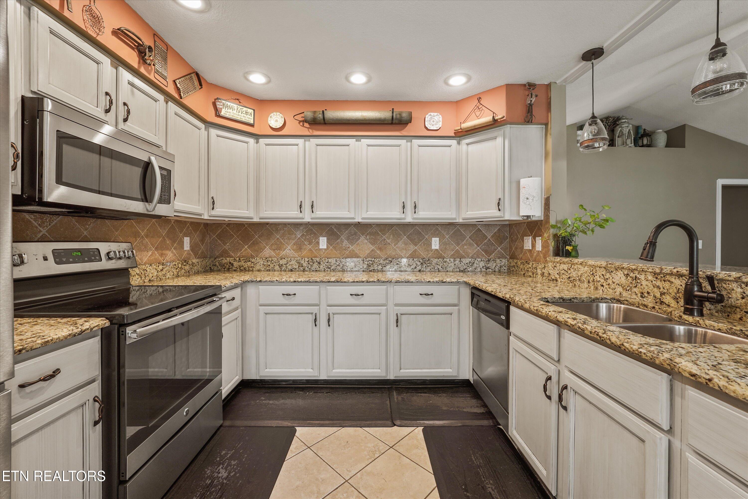 1408 Mandrell Drive Knoxville TN 37918