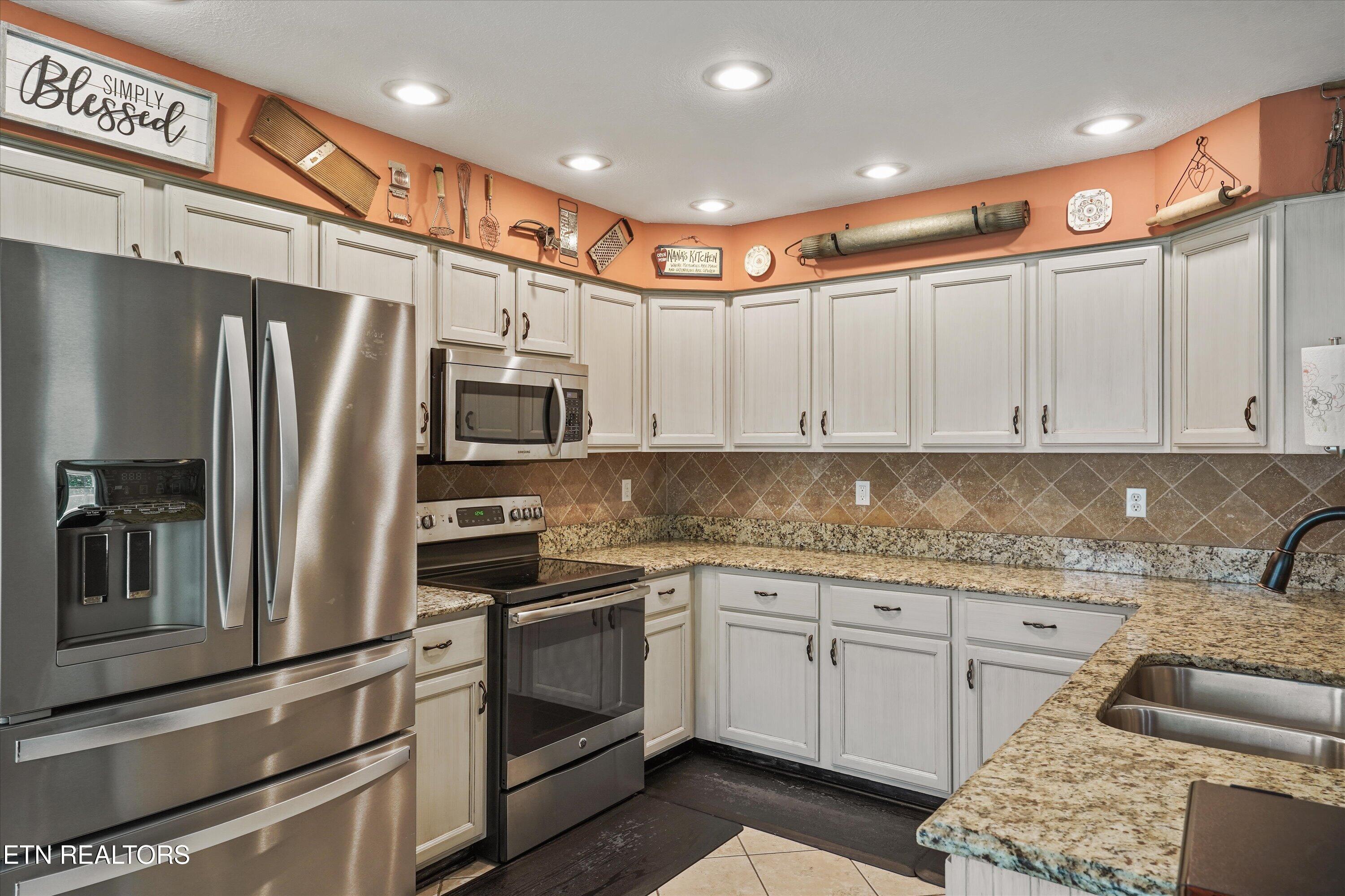 1408 Mandrell Drive Knoxville TN 37918