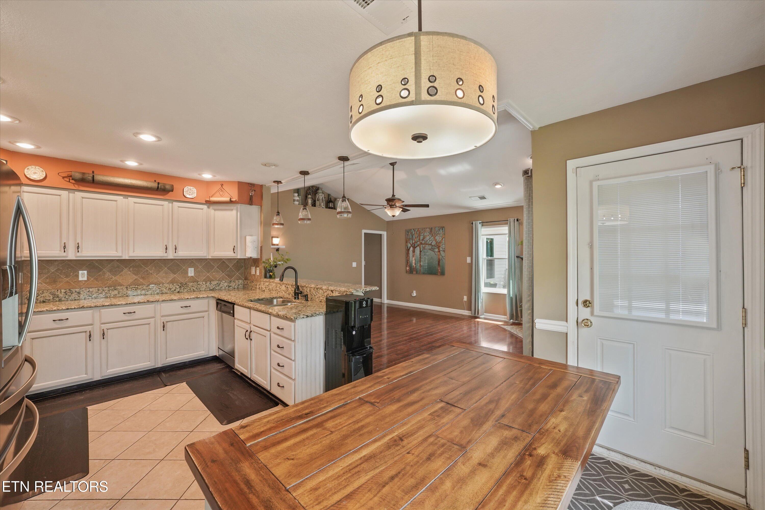 1408 Mandrell Drive Knoxville TN 37918