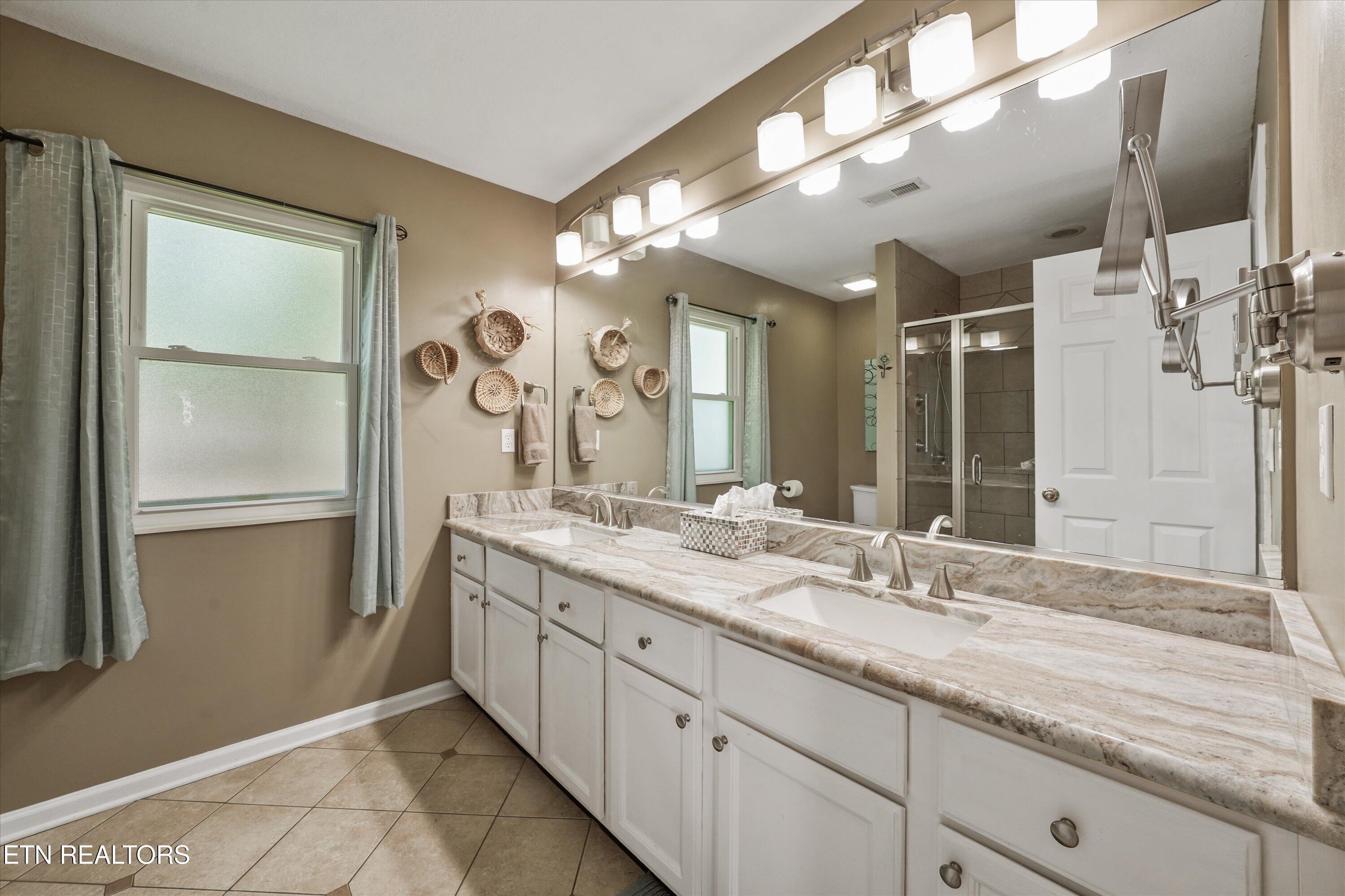 1408 Mandrell Drive Knoxville TN 37918