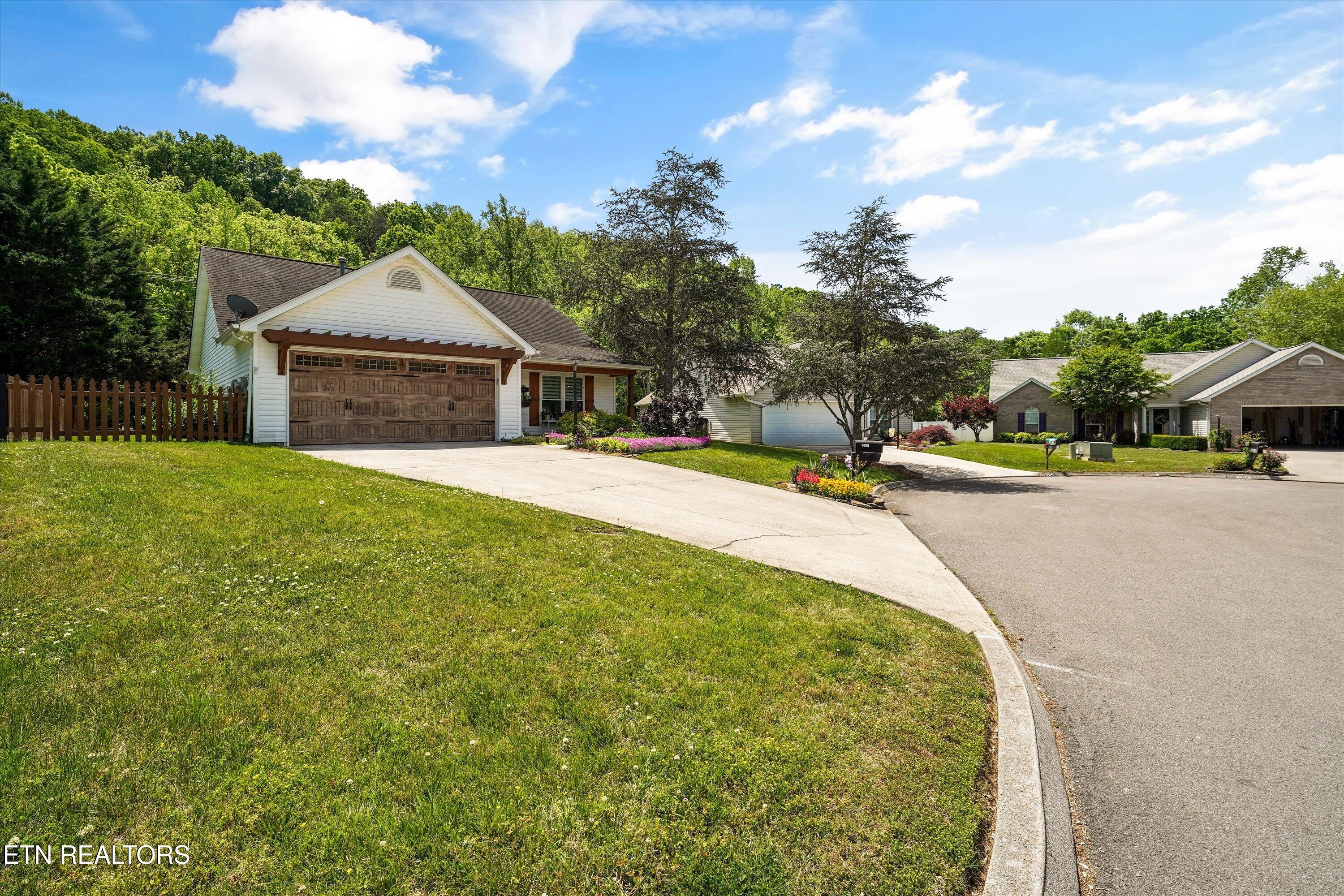 1408 Mandrell Drive Knoxville TN 37918