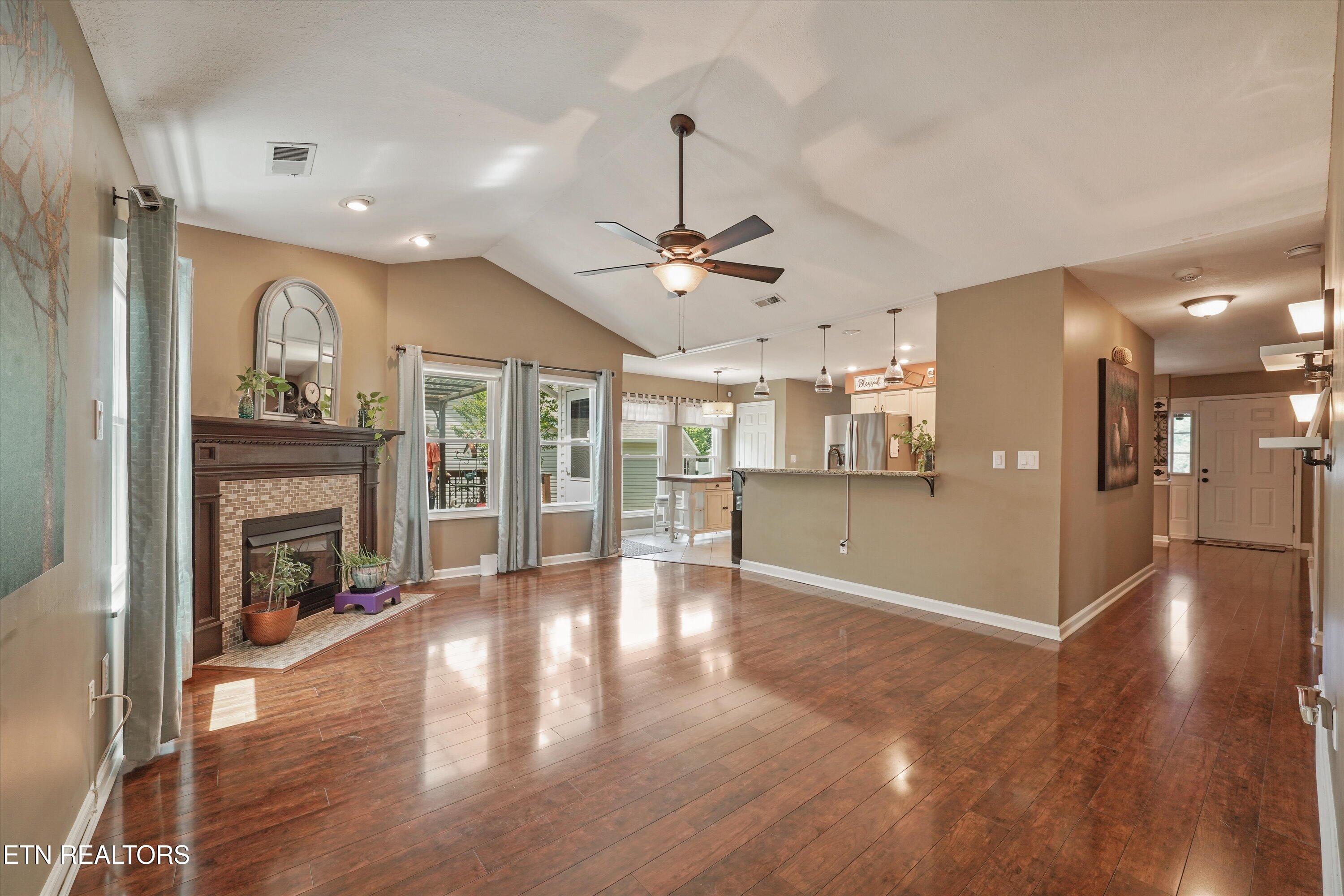 1408 Mandrell Drive Knoxville TN 37918